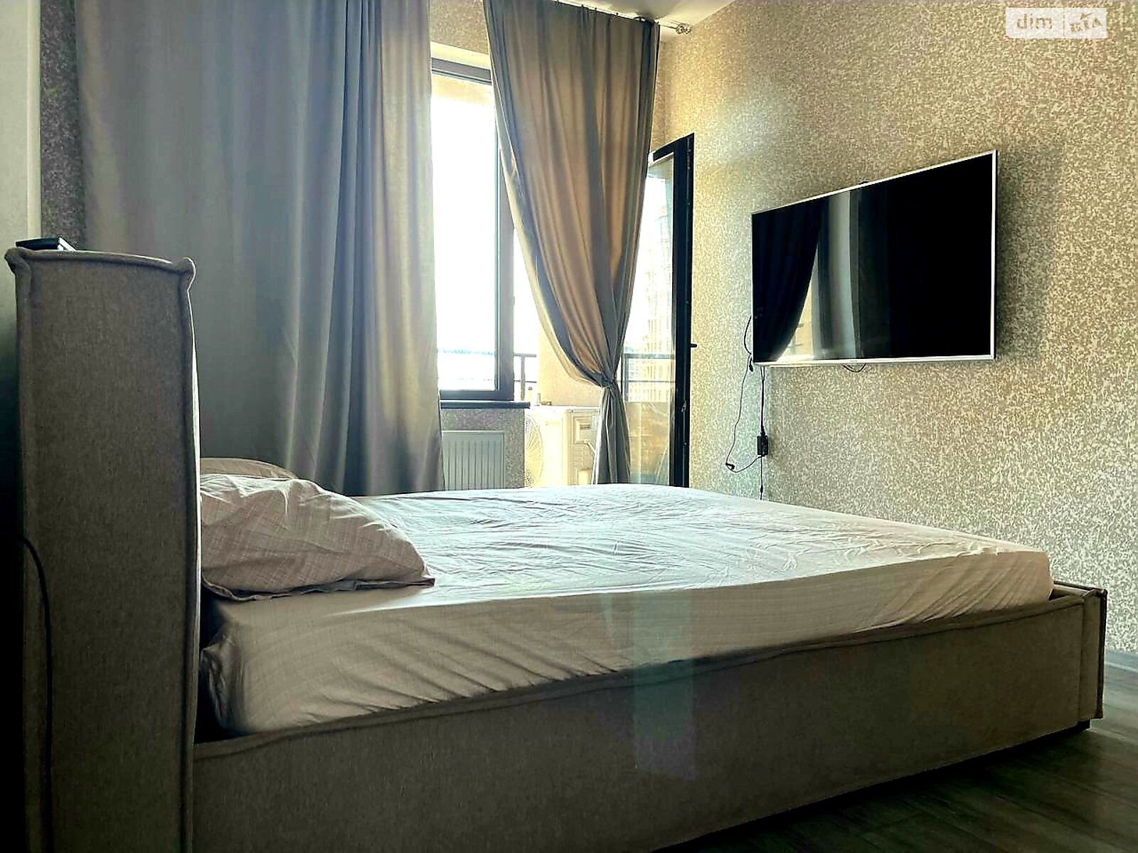 двухкомнатная квартира в Одессе, район Аркадия, на ул. Генуэзская в аренду на долгий срок помесячно фото 1