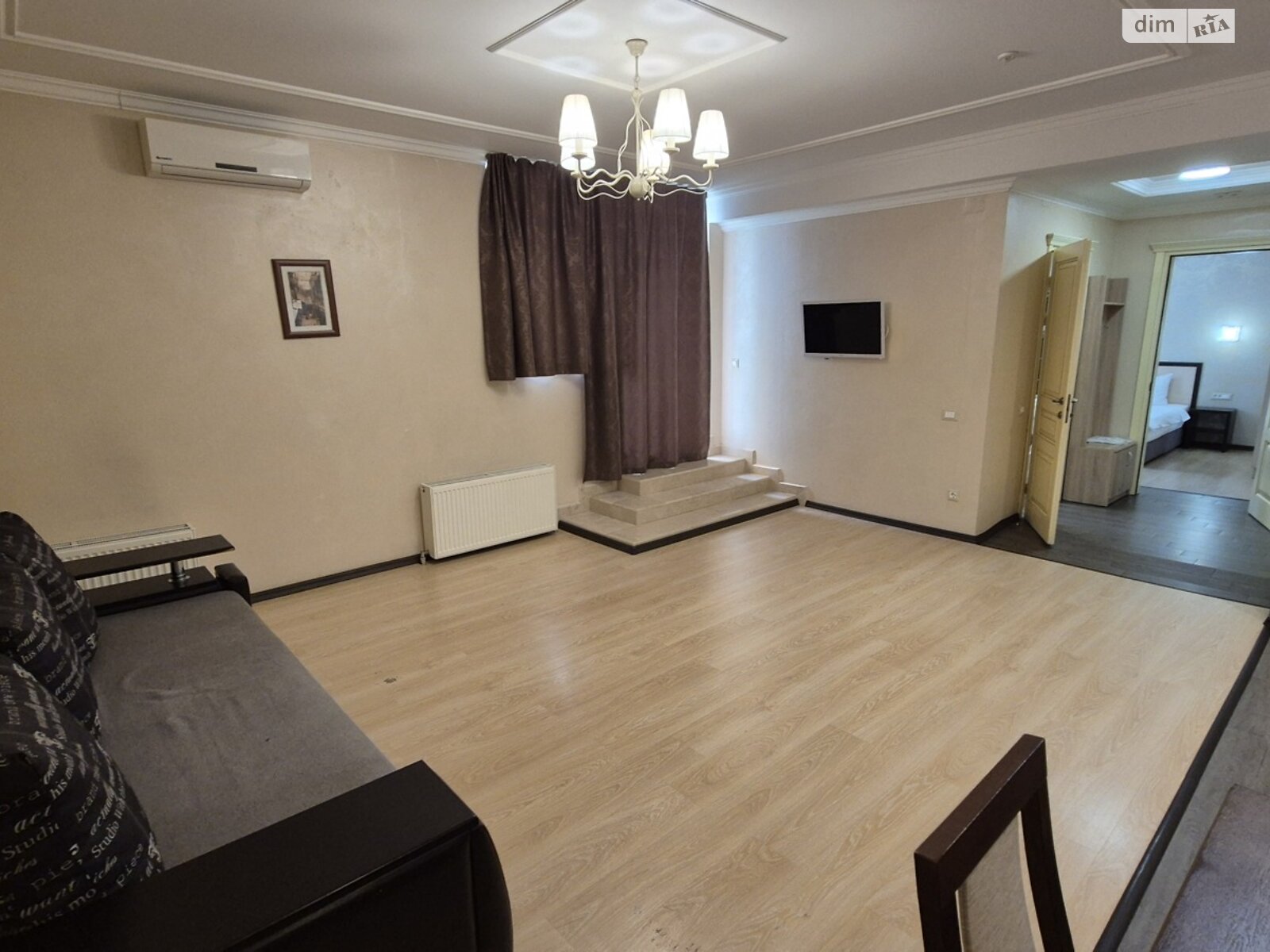 однокімнатна квартира в Одесі, район Аркадія, на вул. Генуезька 36 в довготривалу оренду помісячно фото 1