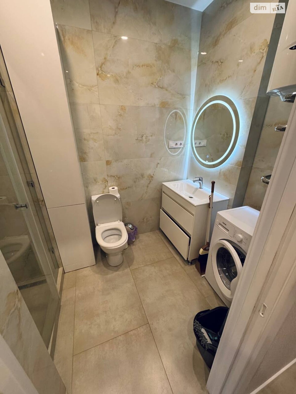 двухкомнатная квартира с мебелью в Одессе, район Аркадия, на ул. Генуэзская 1Е корпус 1 в аренду на долгий срок помесячно фото 1