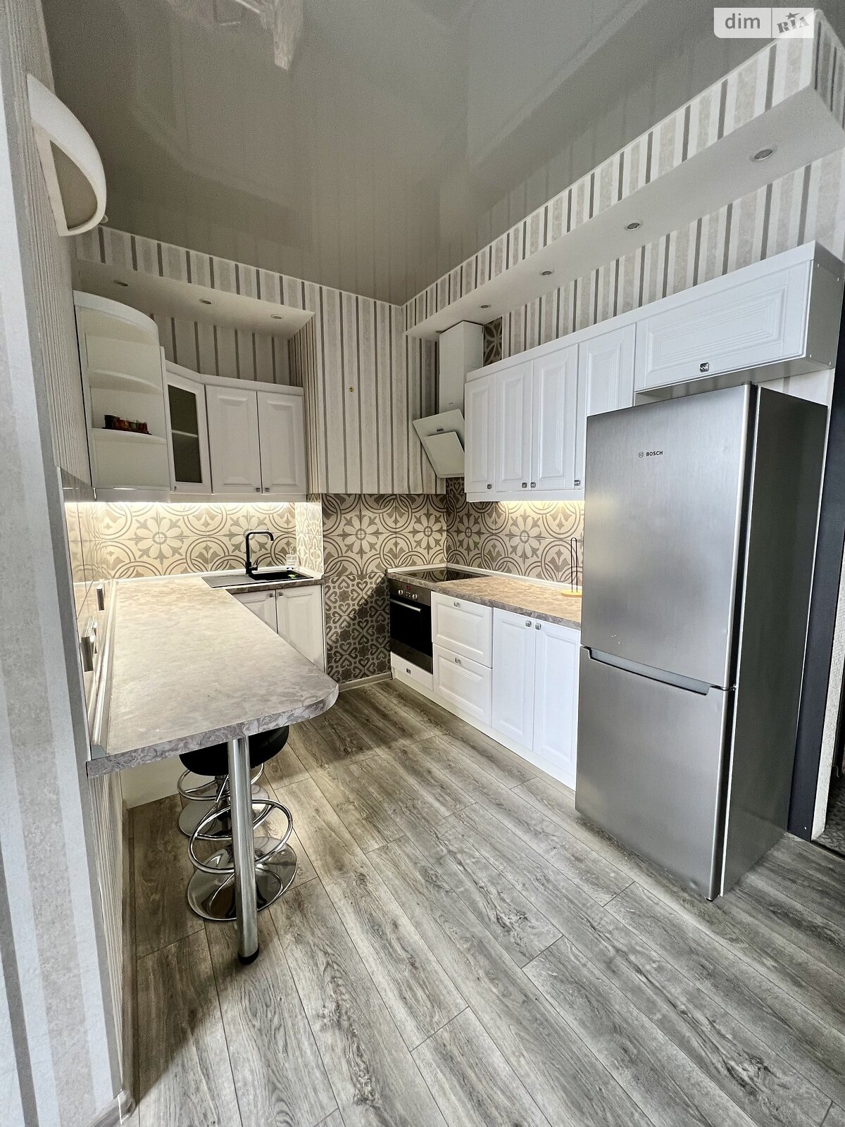 однокімнатна квартира в Одесі, район Аркадія, на вул. Генуезька 5 в довготривалу оренду помісячно фото 1