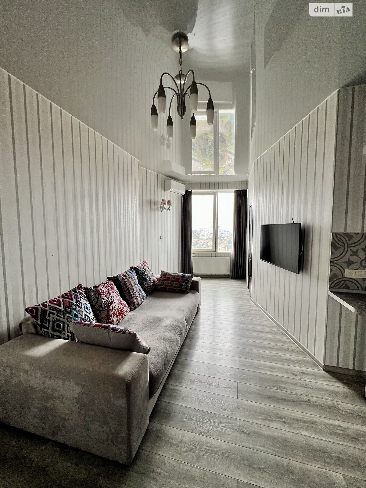 однокімнатна квартира в Одесі, район Аркадія, на вул. Генуезька 5 в довготривалу оренду помісячно фото 1