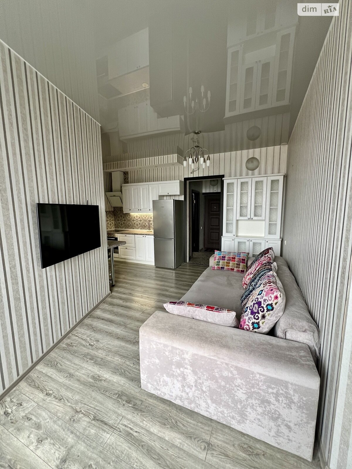 однокімнатна квартира в Одесі, район Аркадія, на вул. Генуезька 5 в довготривалу оренду помісячно фото 1