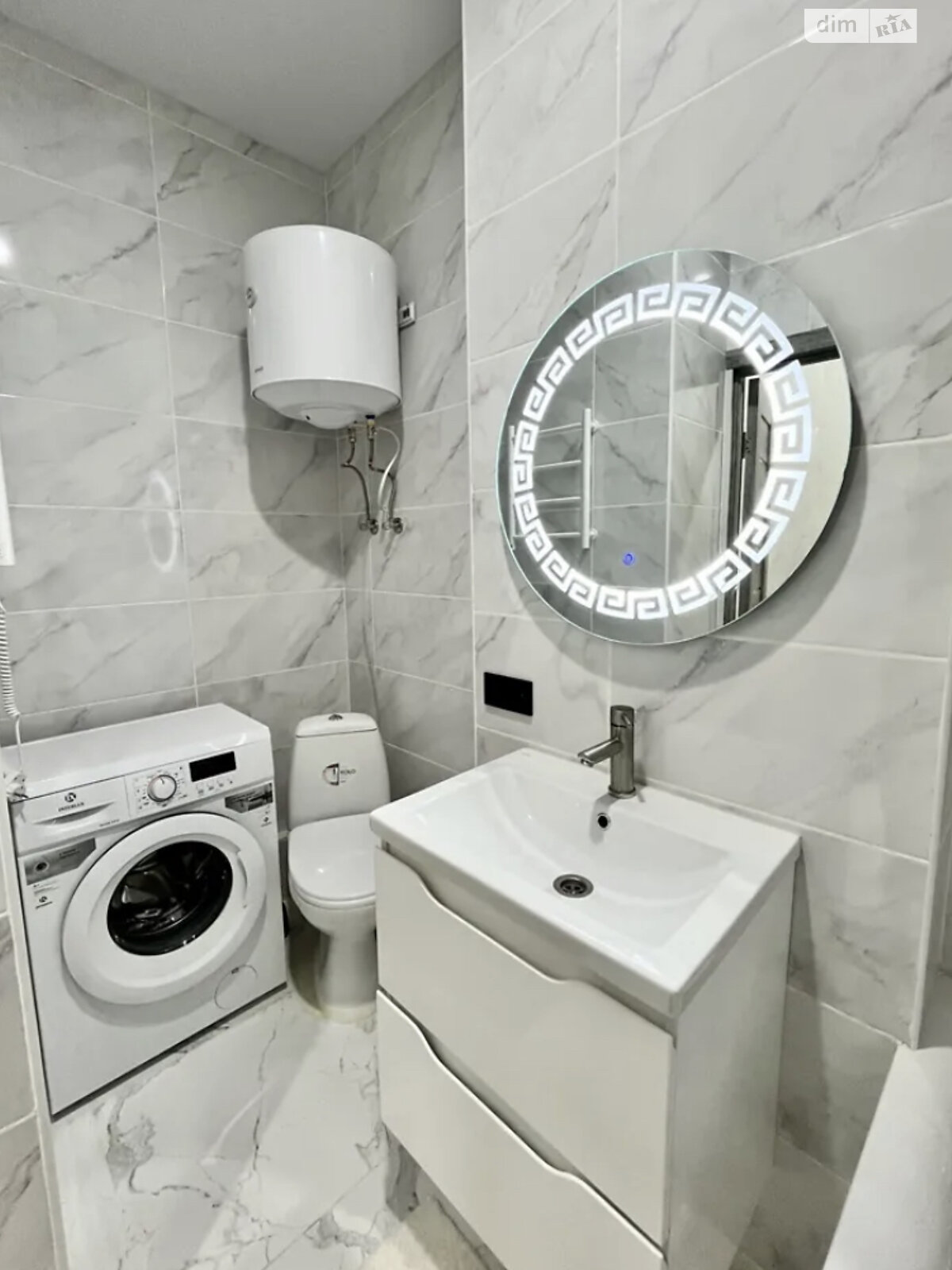 однокомнатная квартира в Одессе, район Аркадия, на ул. Генуэзская 1Е корпус 2 в аренду на долгий срок помесячно фото 1