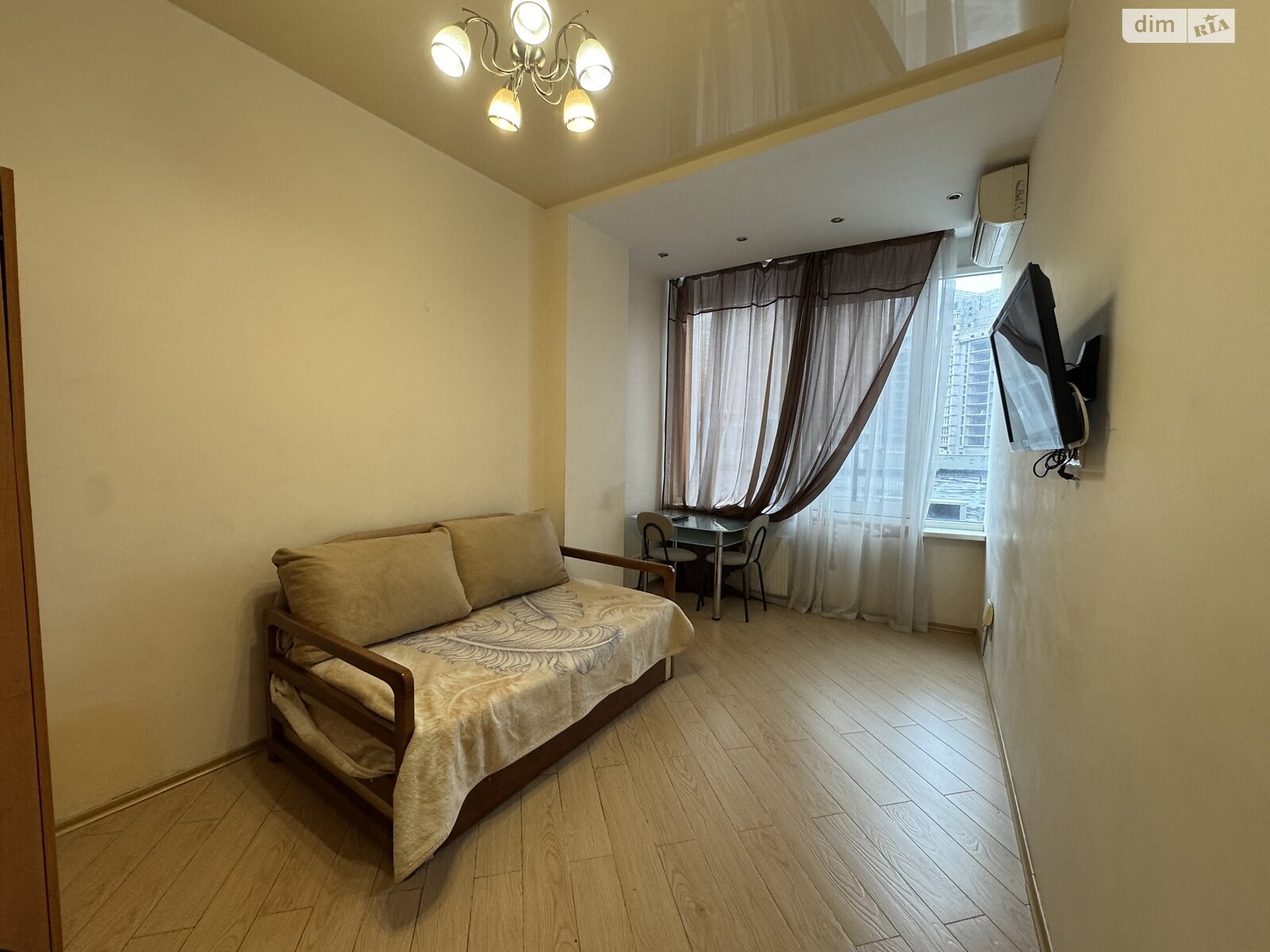 однокімнатна квартира в Одесі, район Аркадія, на вул. Генуезька 5 в довготривалу оренду помісячно фото 1