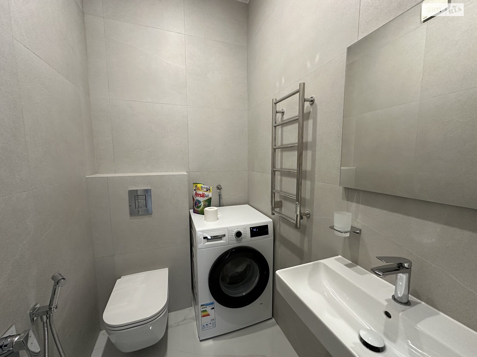 трехкомнатная квартира в Одессе, район Аркадия, на ул. Валерия Самофалова 16А/6 в аренду на долгий срок помесячно фото 1 трехкомнатная квартира в Одессе, район Аркадия, на ул. Валерия Самофалова 16А/6 в аренду на долгий срок помесячно фото 1