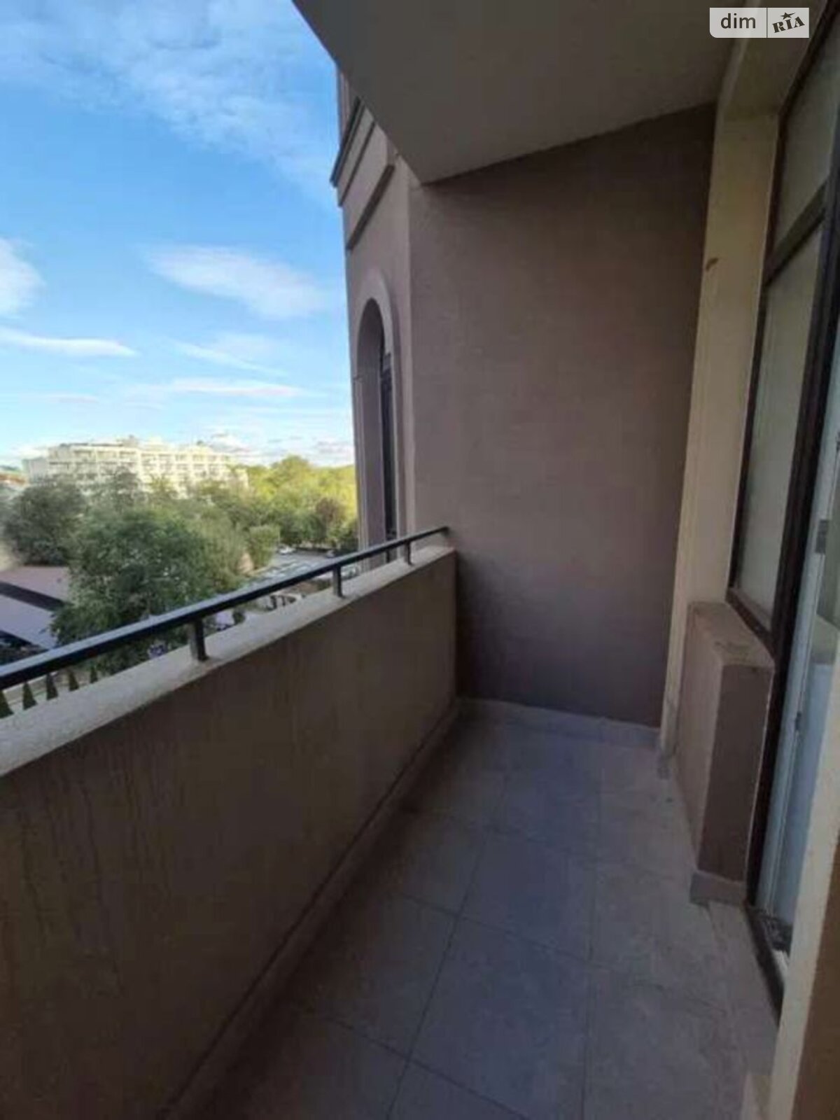 однокомнатная квартира в Одессе, район Аркадия, на пер. Курортный 1А в аренду на долгий срок помесячно фото 1 однокомнатная квартира в Одессе, район Аркадия, на пер. Курортный 1А в аренду на долгий срок помесячно фото 1