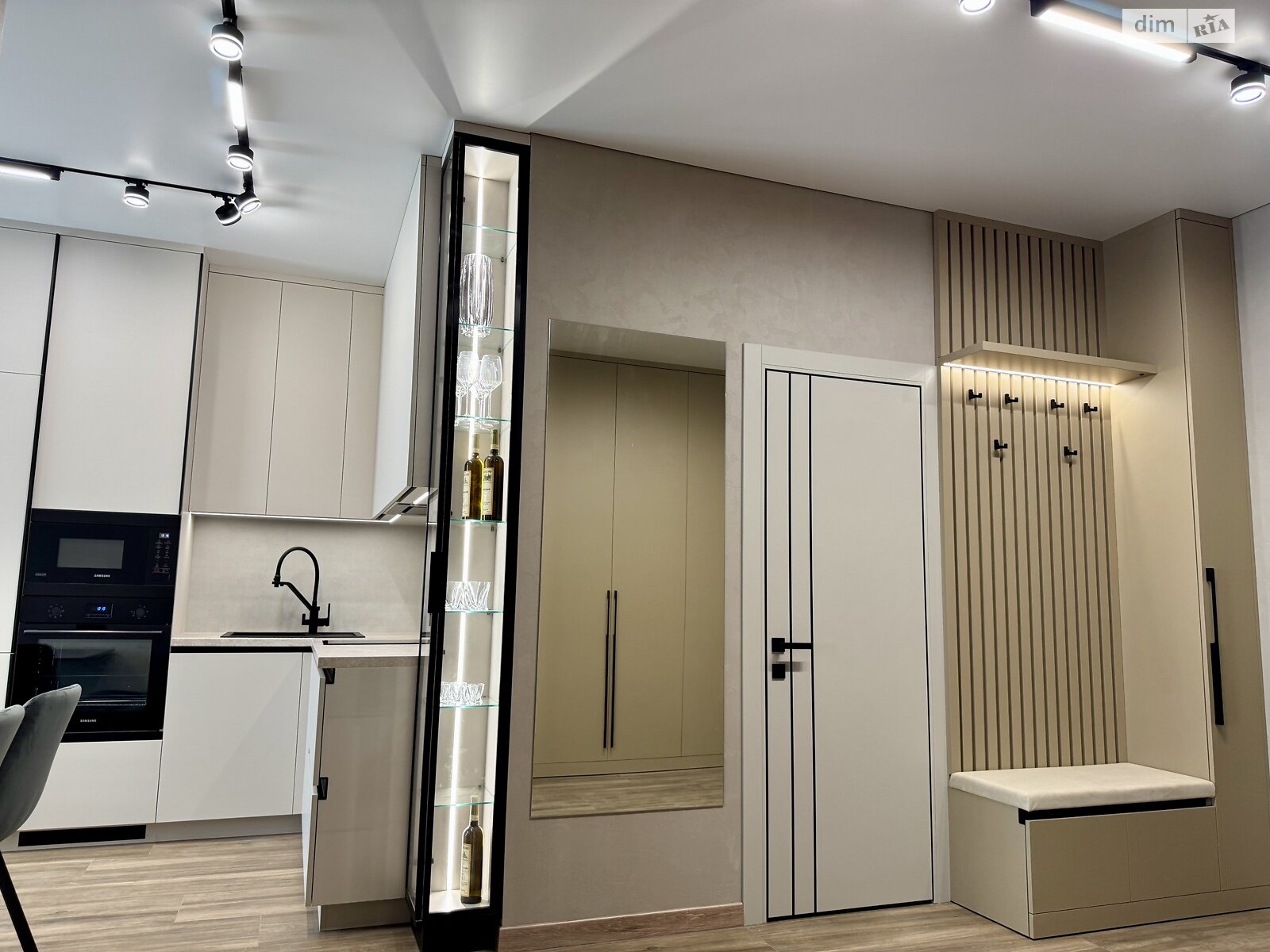 однокомнатная квартира в Одессе, район Аркадия, на пер. Курортный 2 в аренду на долгий срок помесячно фото 1