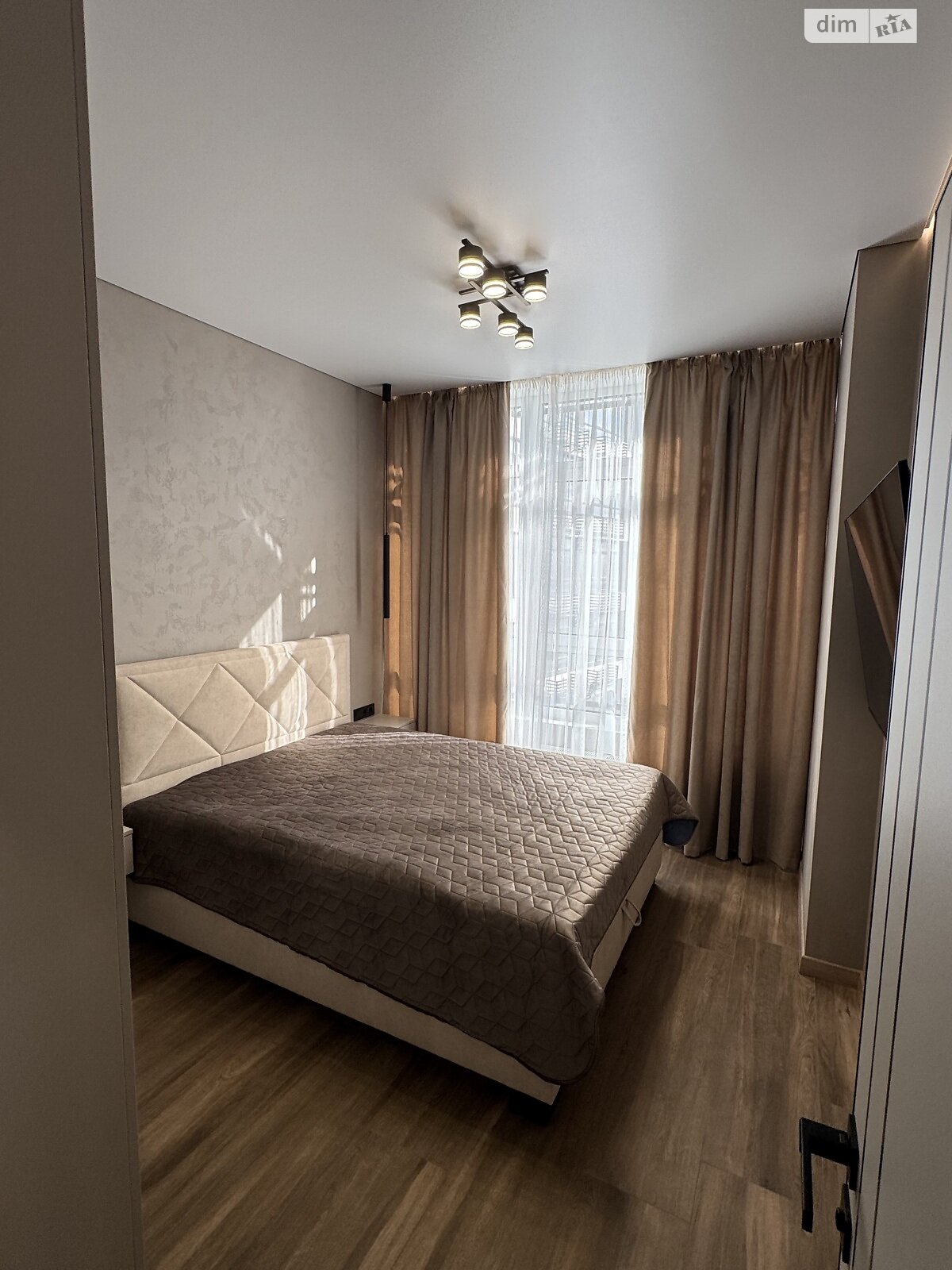 однокомнатная квартира в Одессе, район Аркадия, на пер. Курортный 2 в аренду на долгий срок помесячно фото 1