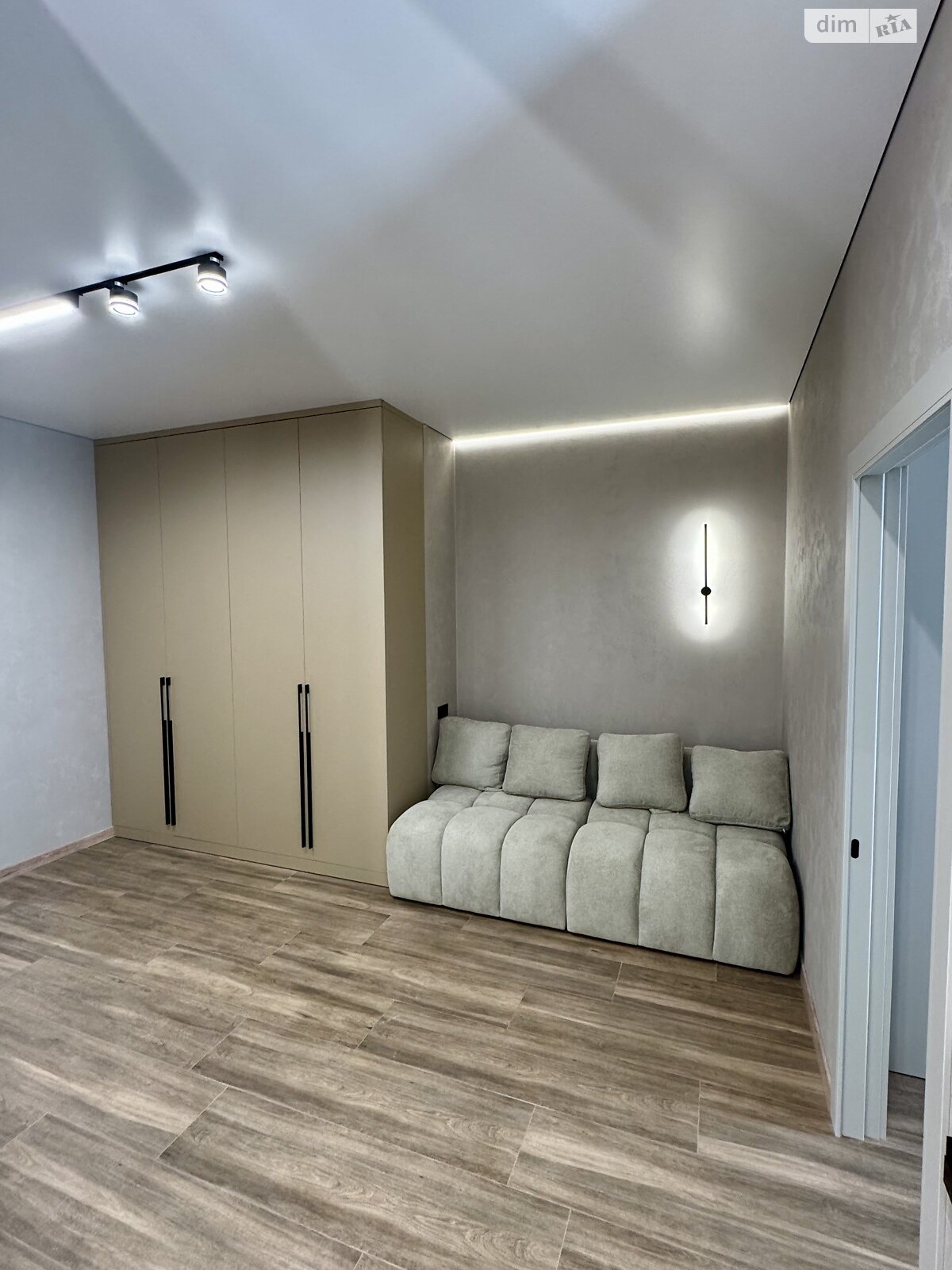 однокомнатная квартира в Одессе, район Аркадия, на пер. Курортный 2 в аренду на долгий срок помесячно фото 1