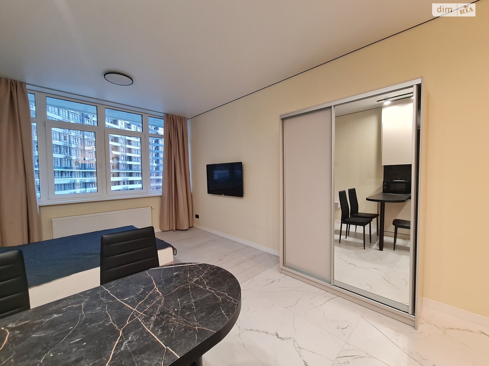 однокомнатная квартира в Одессе, район Аркадия, на пер. Курортный 2 корпус 3 в аренду на долгий срок помесячно фото 1 однокомнатная квартира в Одессе, район Аркадия, на пер. Курортный 2 корпус 3 в аренду на долгий срок помесячно фото 1