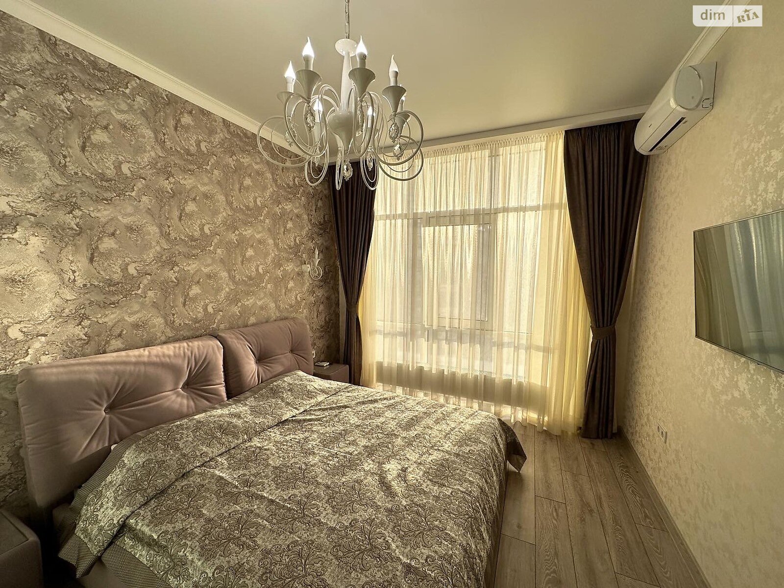 двухкомнатная квартира в Одессе, район Аркадия, на пер. Курортный 1 в аренду на долгий срок помесячно фото 1
