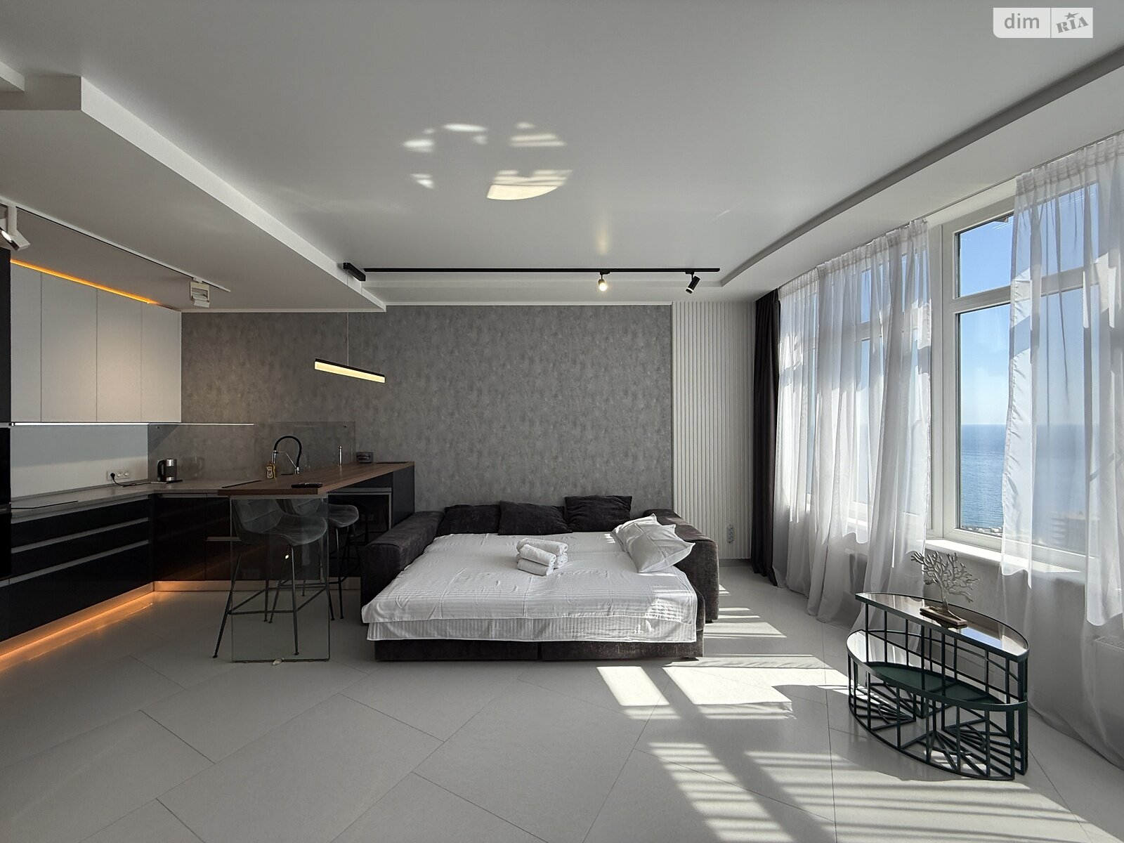 однокімнатна квартира в Одесі, район Аркадія, на вул. Валерія Самофалова 16А/5 в довготривалу оренду помісячно фото 1