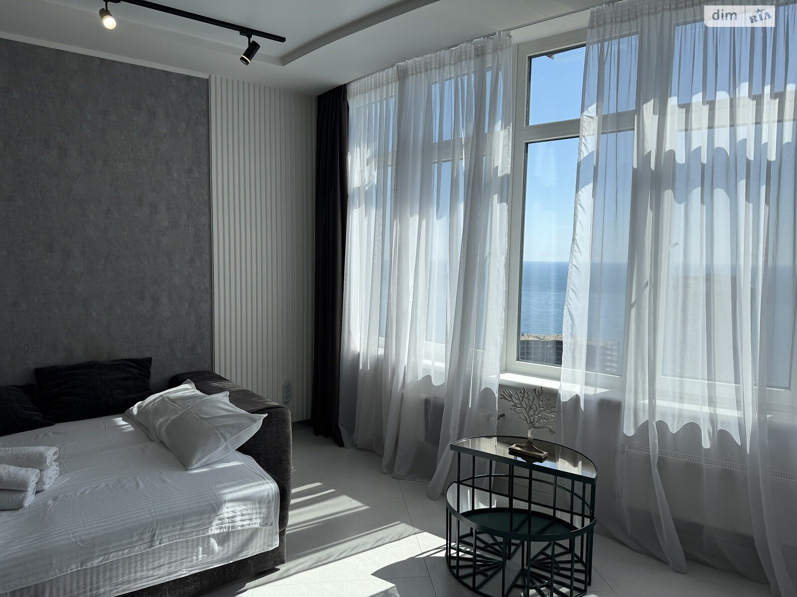 однокімнатна квартира в Одесі, район Аркадія, на вул. Валерія Самофалова 16А/5 в довготривалу оренду помісячно фото 1