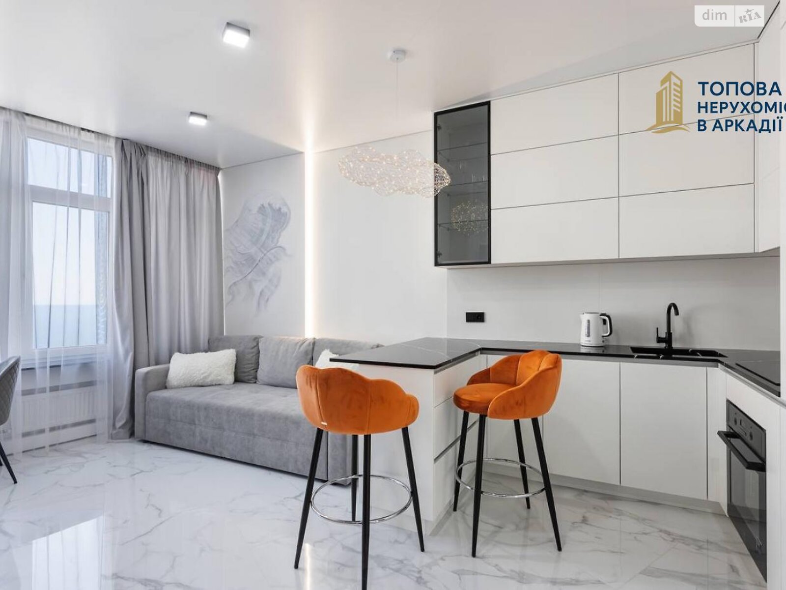 однокомнатная квартира в Одессе, район Аркадия, на ул. Валерия Самофалова 16А/6 в аренду на долгий срок помесячно фото 1