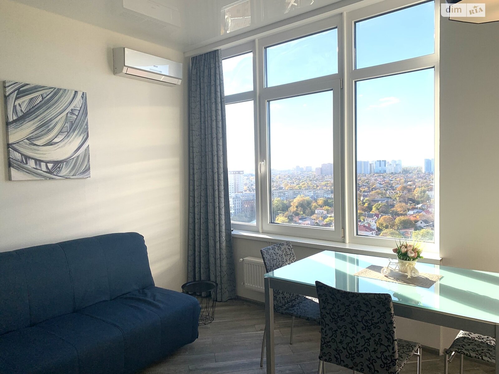 однокомнатная квартира в Одессе, район Аркадия, на ул. Валерия Самофалова 16А/3 в аренду на долгий срок помесячно фото 1 однокомнатная квартира в Одессе, район Аркадия, на ул. Валерия Самофалова 16А/3 в аренду на долгий срок помесячно фото 1