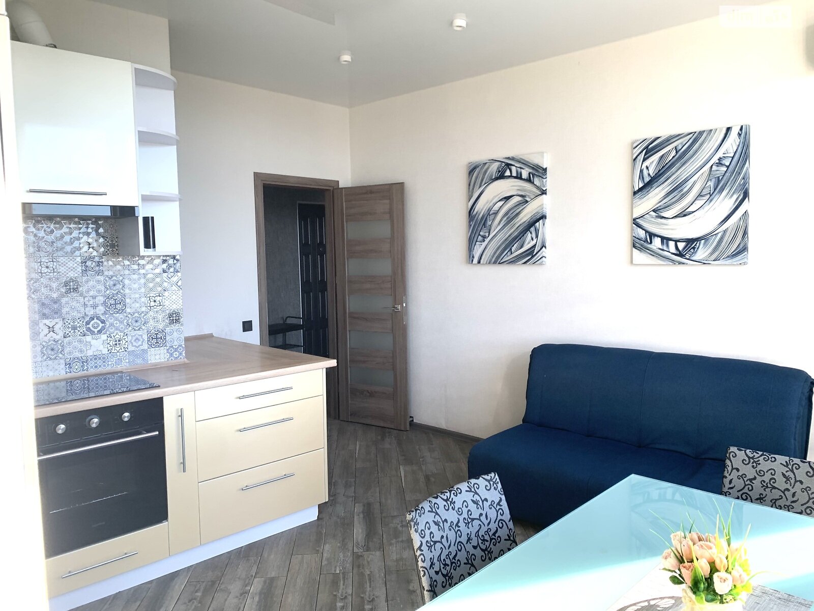 однокомнатная квартира в Одессе, район Аркадия, на ул. Валерия Самофалова 16А/3 в аренду на долгий срок помесячно фото 1 однокомнатная квартира в Одессе, район Аркадия, на ул. Валерия Самофалова 16А/3 в аренду на долгий срок помесячно фото 1