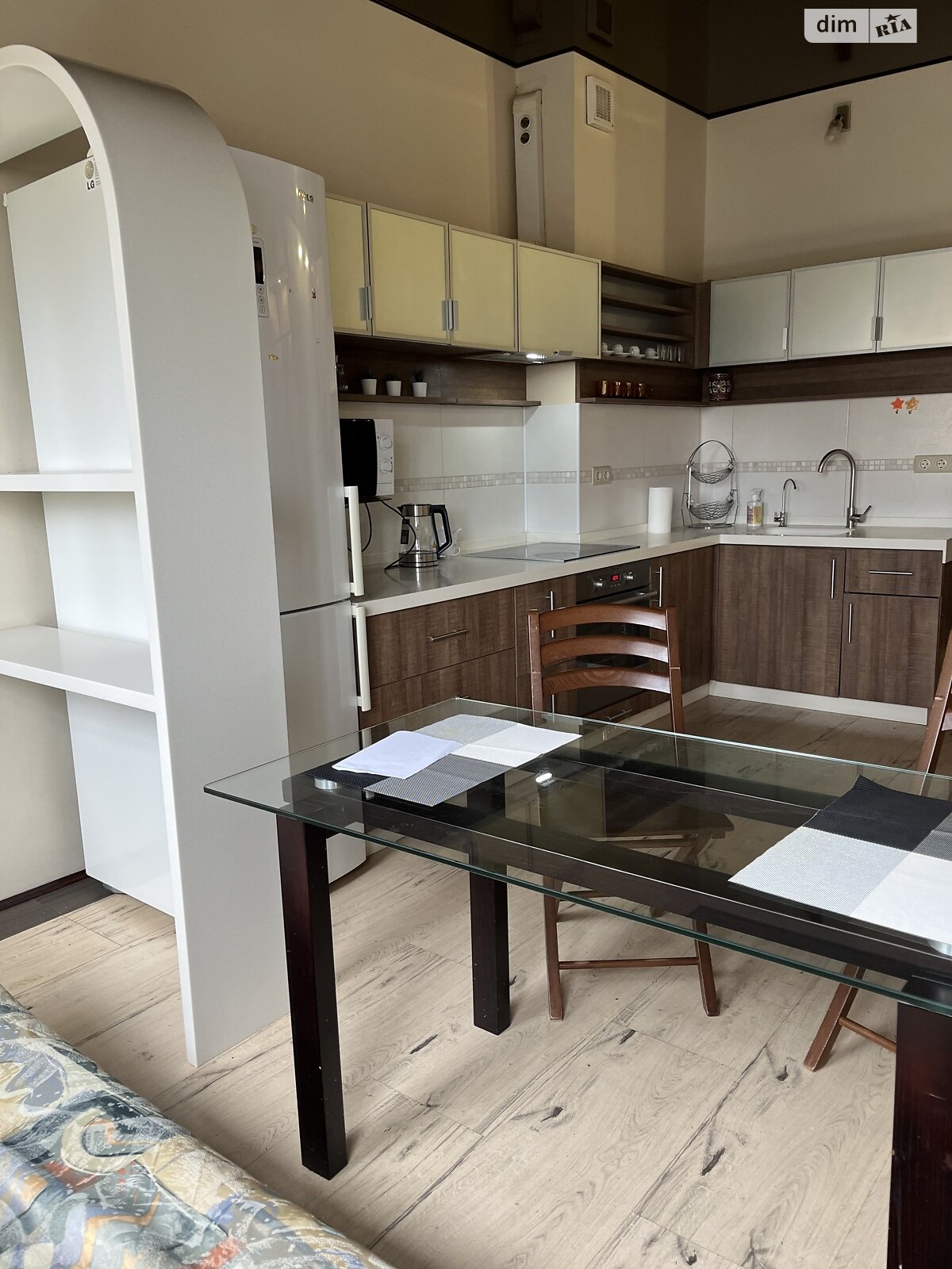 однокомнатная квартира в Одессе, на ул. Базарная 5/2 в аренду на долгий срок помесячно фото 1