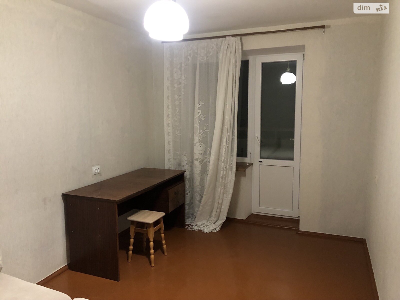 двухкомнатная квартира в Одессе, район Ближние Мельницы, на ул. Алексея Вадатурского 16 в аренду на долгий срок помесячно фото 1 двухкомнатная квартира в Одессе, район Ближние Мельницы, на ул. Алексея Вадатурского 16 в аренду на долгий срок помесячно фото 1
