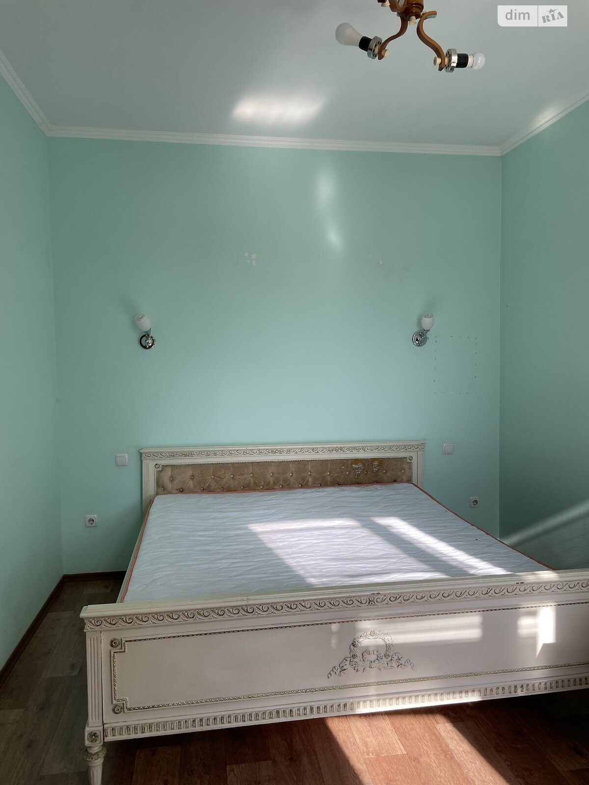 двухкомнатная квартира в Одессе, район Ближние Мельницы, на ул. Артиллерийская 4В в аренду на долгий срок помесячно фото 1 двухкомнатная квартира в Одессе, район Ближние Мельницы, на ул. Артиллерийская 4В в аренду на долгий срок помесячно фото 1