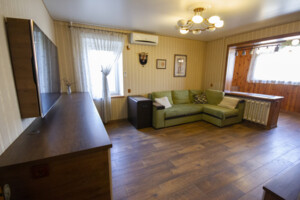 трикімнатна квартира в Одесі, район Ближні Млини, на вул. Люстдорфська дорога 13 в довготривалу оренду помісячно фото 2