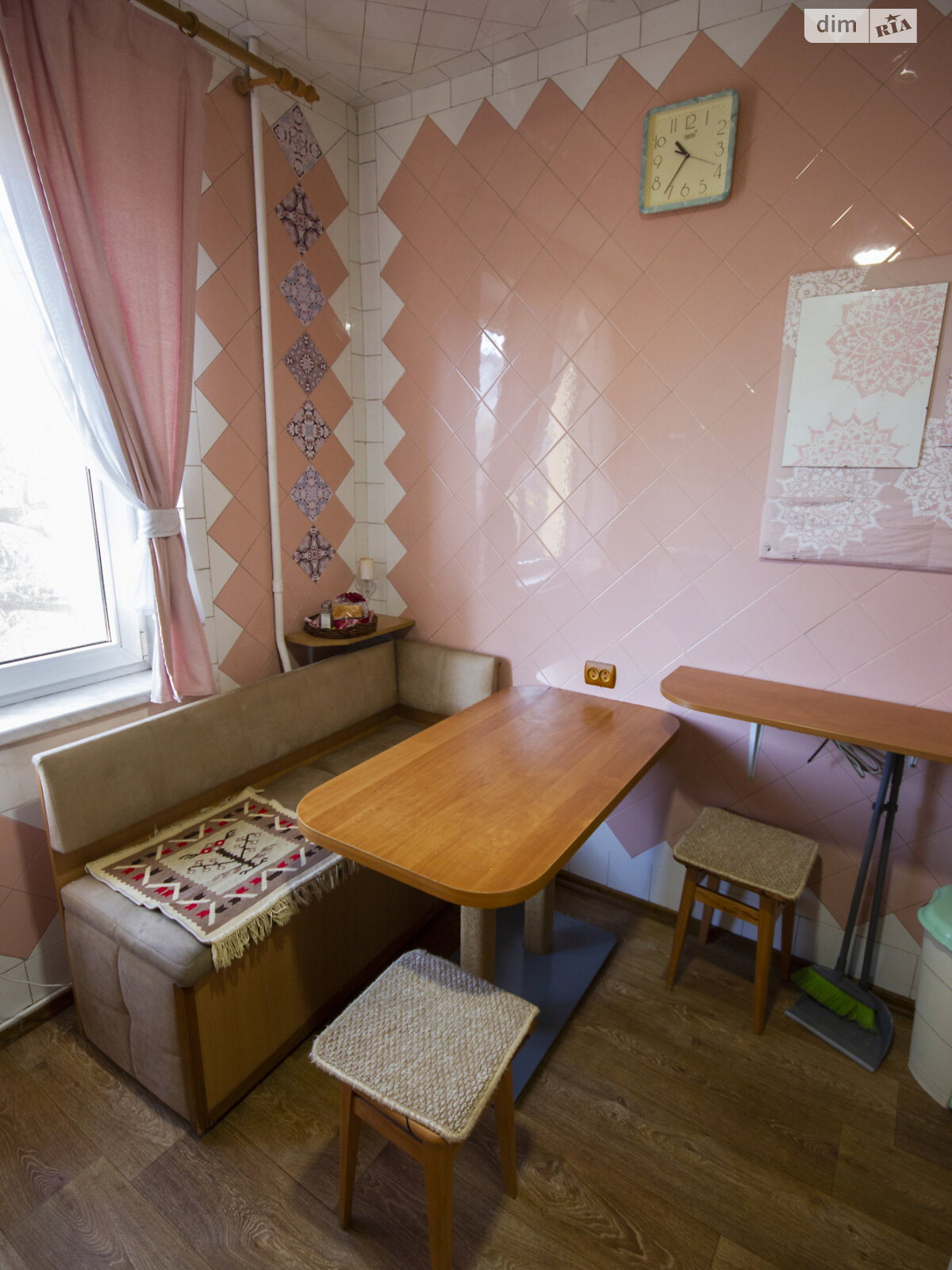 трикімнатна квартира в Одесі, район Ближні Млини, на вул. Люстдорфська дорога 13 в довготривалу оренду помісячно фото 1