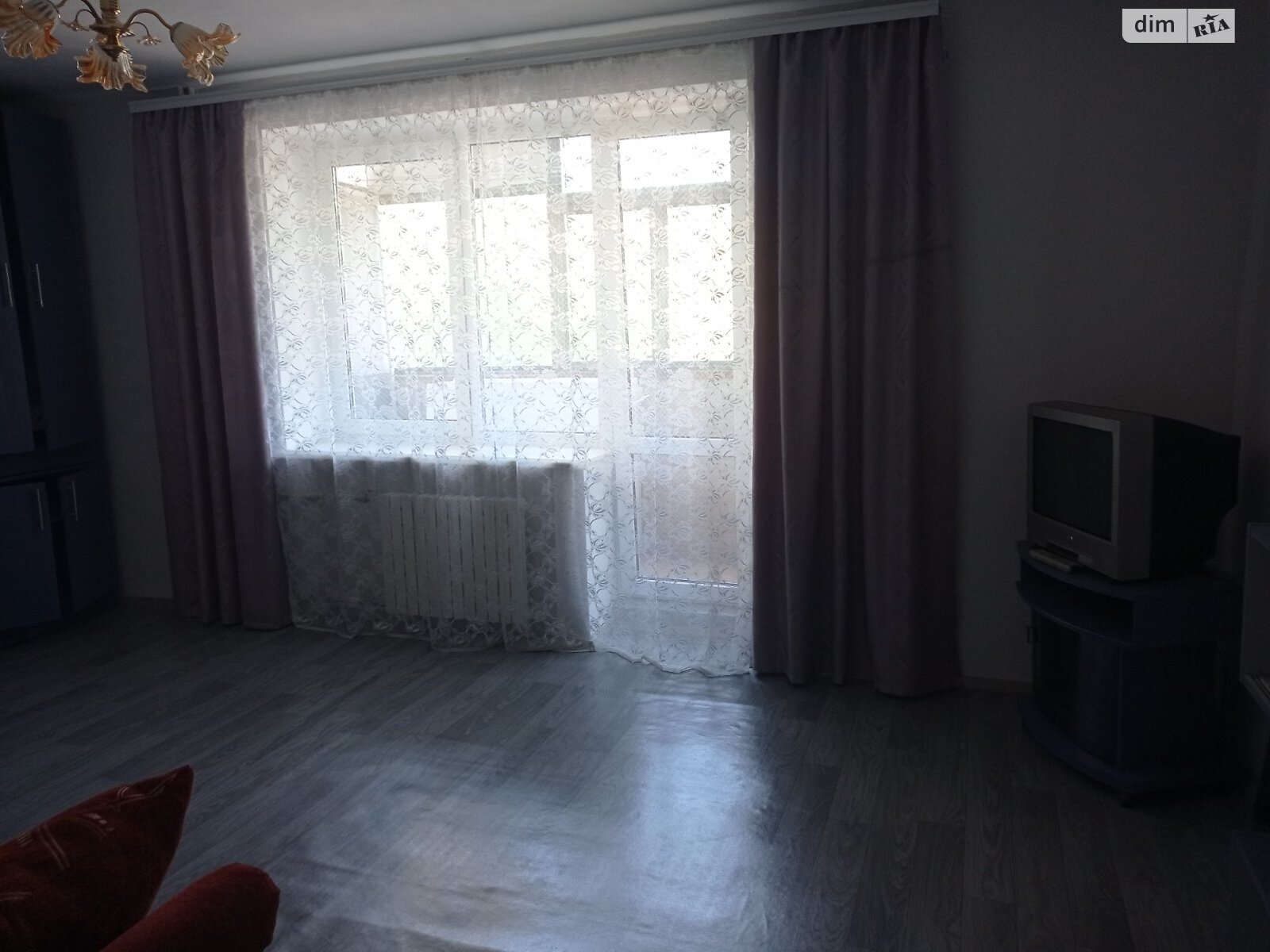 однокімнатна квартира в Одесі, район Ближні Млини, на вул. Скворцова в довготривалу оренду помісячно фото 1 однокімнатна квартира в Одесі, район Ближні Млини, на вул. Скворцова в довготривалу оренду помісячно фото 1