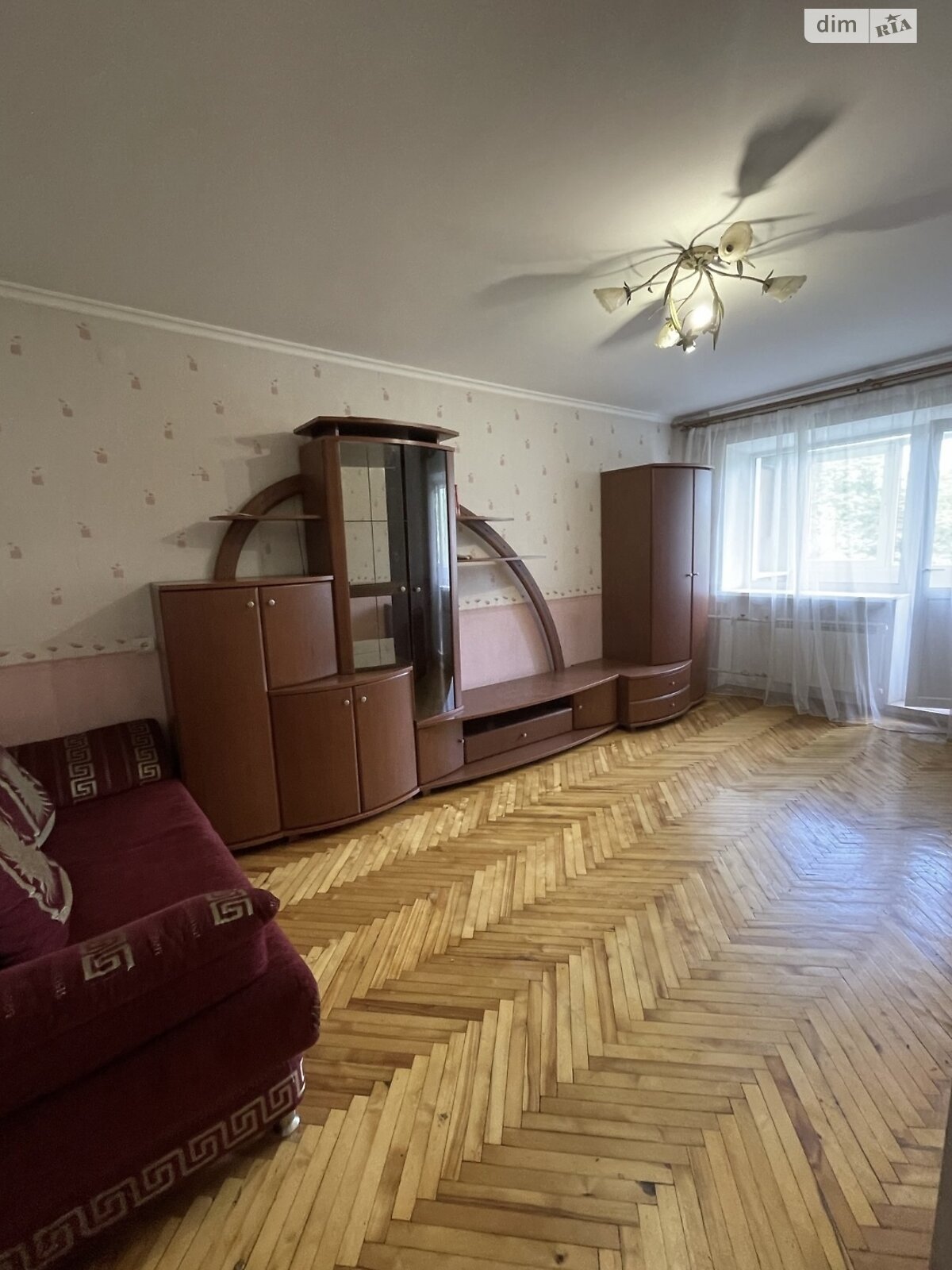 двокімнатна квартира з ремонтом в Одесі, район Ближні Млини, на вул. Якова Бреуса 18 в довготривалу оренду помісячно фото 1 двокімнатна квартира з ремонтом в Одесі, район Ближні Млини, на вул. Якова Бреуса 18 в довготривалу оренду помісячно фото 1
