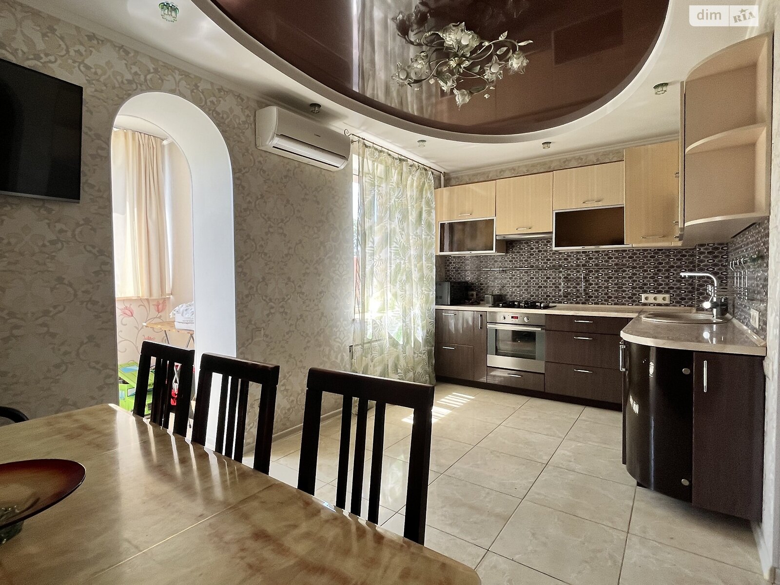 двокімнатна квартира в Одесі, район Ближні Млини, на вул. Якова Бреуса в довготривалу оренду помісячно фото 1