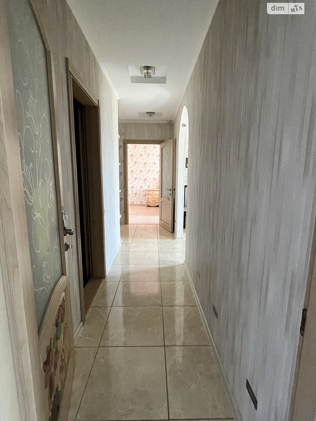 двокімнатна квартира в Одесі, район Ближні Млини, на вул. Якова Бреуса в довготривалу оренду помісячно фото 1