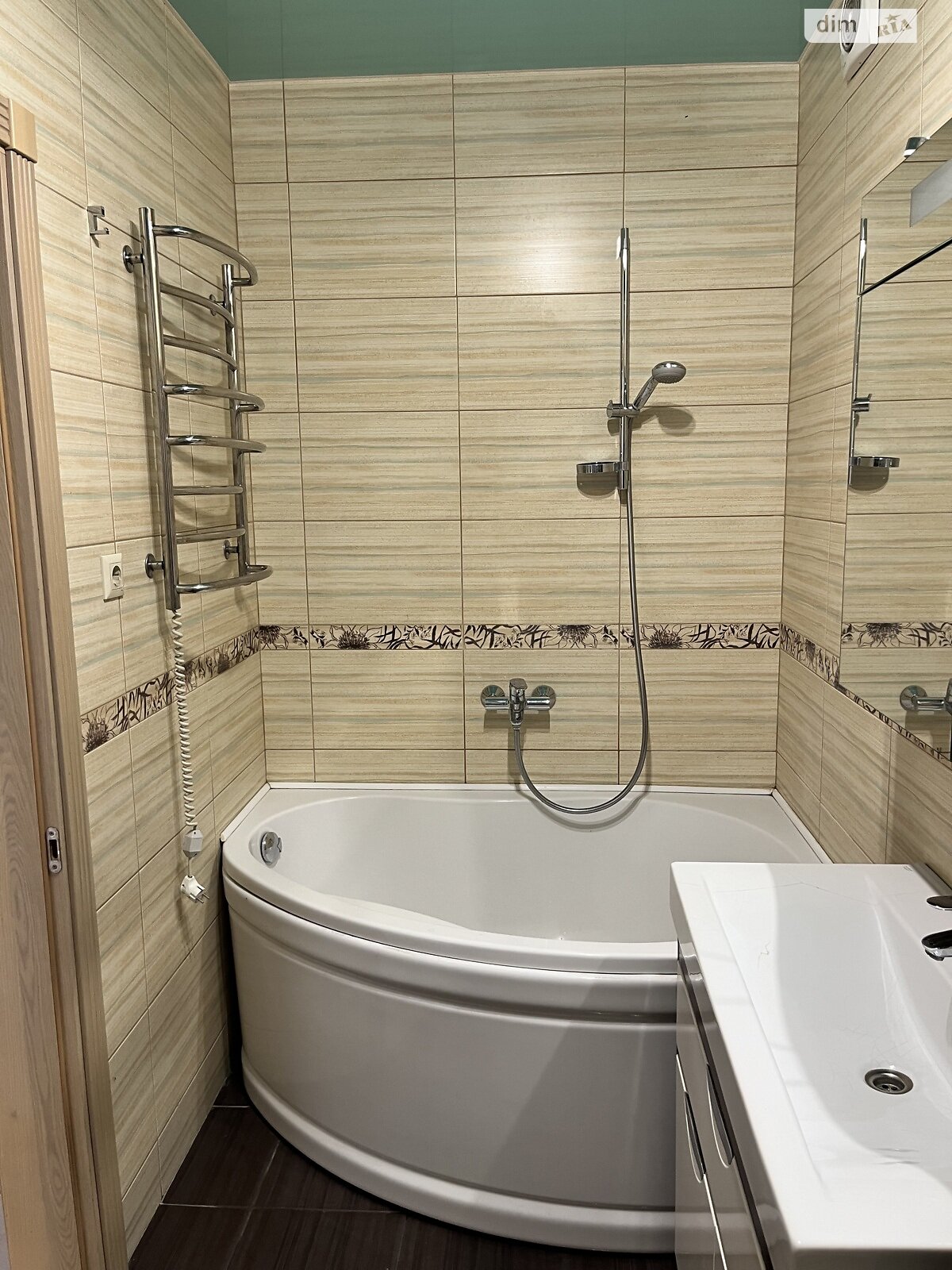 двокімнатна квартира в Одесі, район Ближні Млини, на вул. Якова Бреуса в довготривалу оренду помісячно фото 1