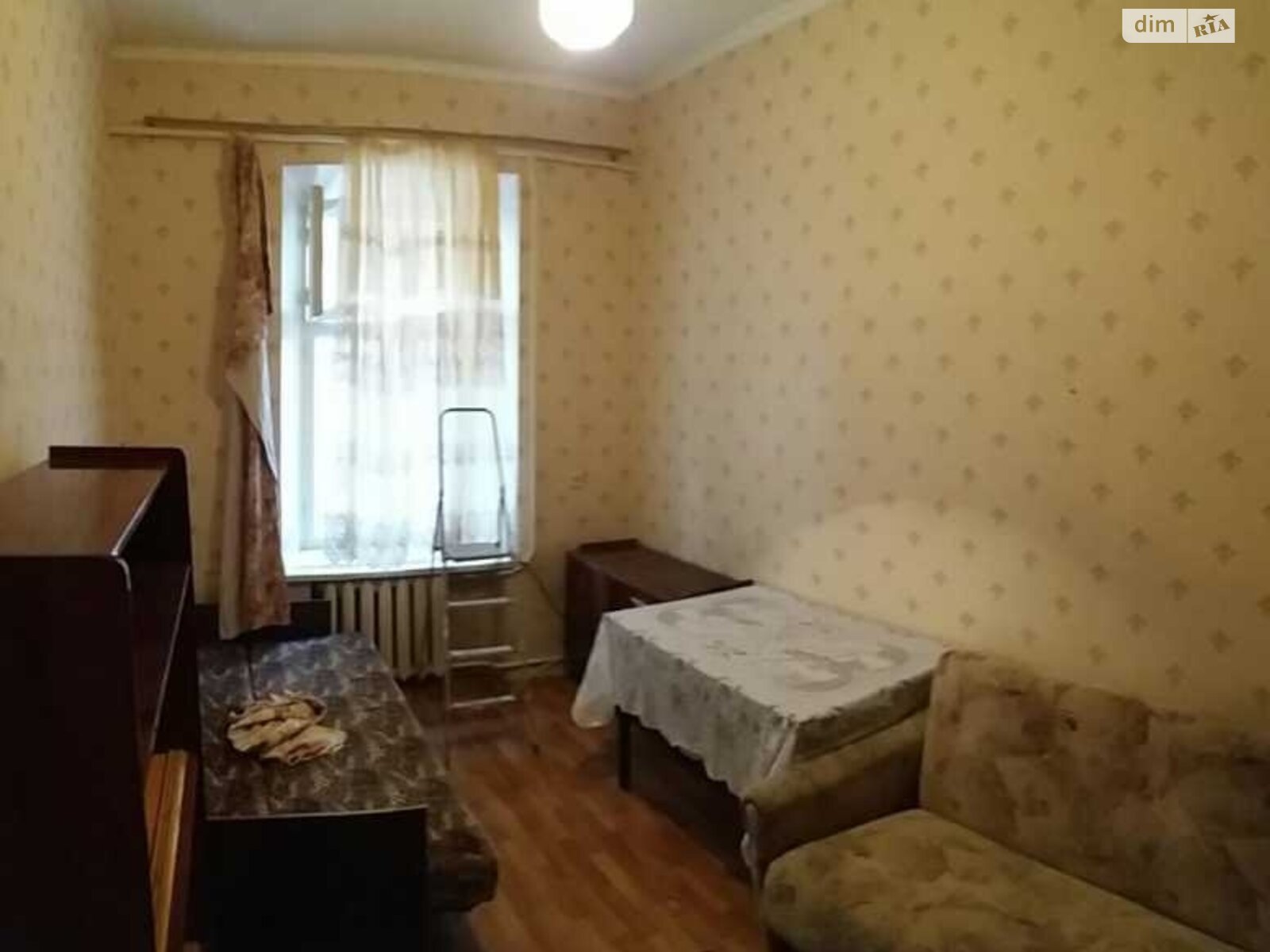 трехкомнатная квартира в Одессе, на ул. Большая Арнаутская 2В в аренду на долгий срок помесячно фото 1 трехкомнатная квартира в Одессе, на ул. Большая Арнаутская 2В в аренду на долгий срок помесячно фото 1