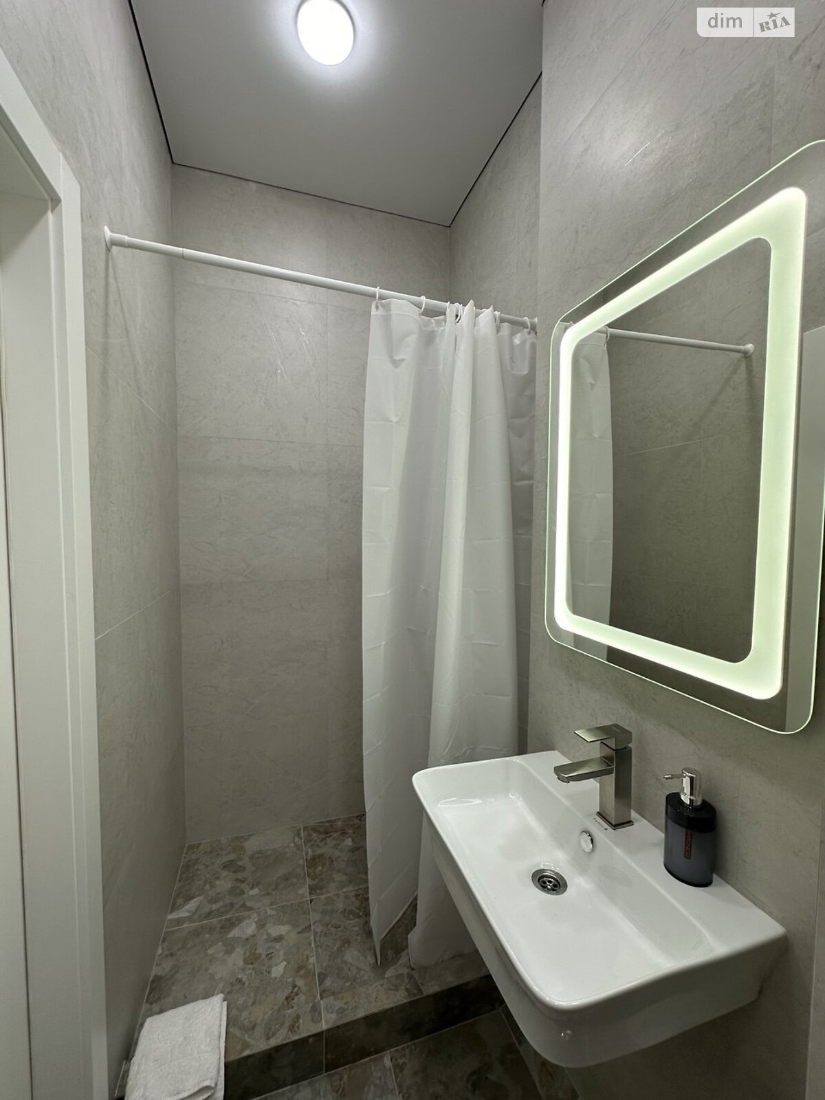 однокімнатна квартира в Одесі, район Великий Фонтан, на вул. 13 станція Великого Фонтану в довготривалу оренду помісячно фото 1