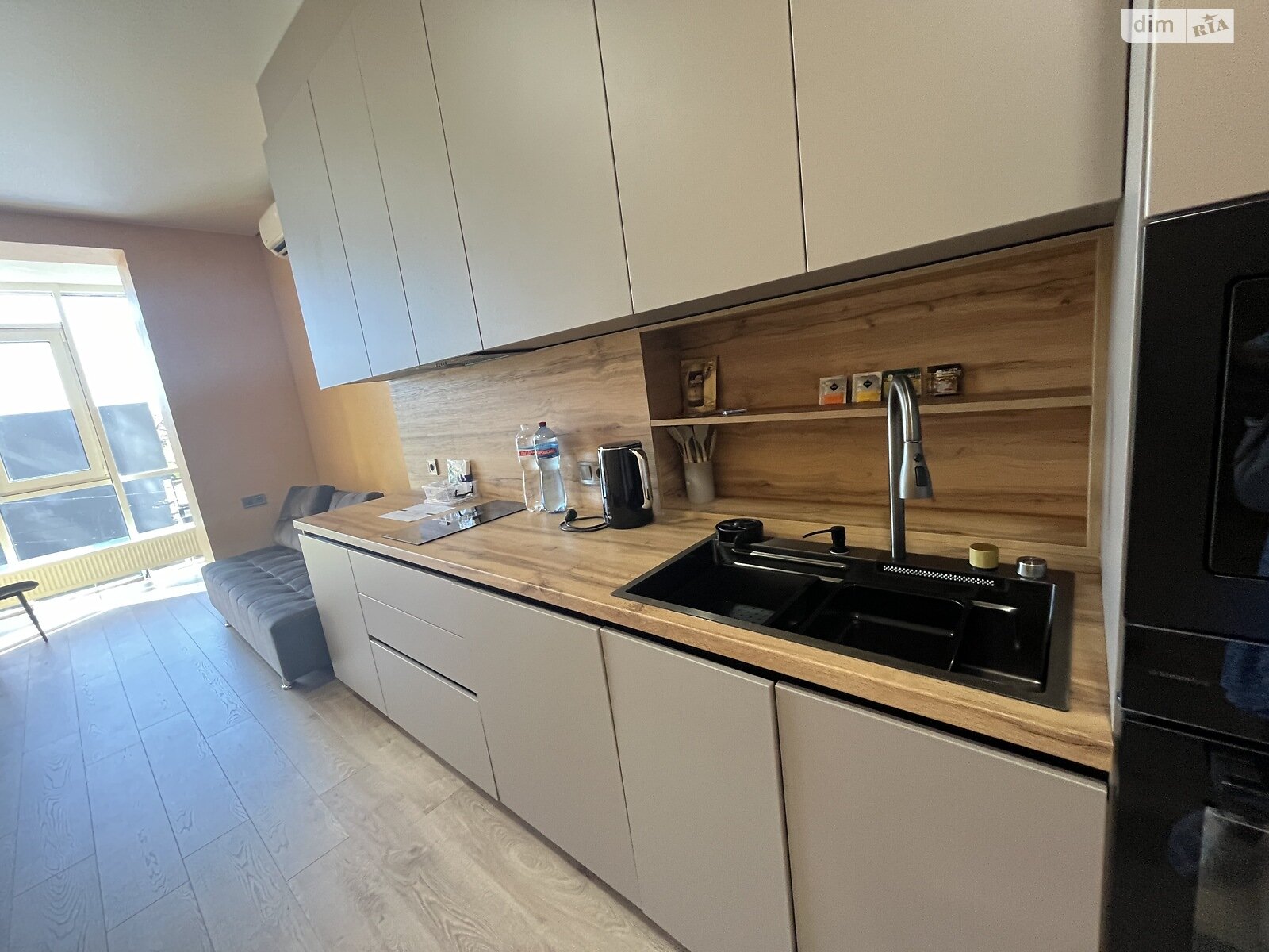 однокомнатная квартира в Одессе, район Большой Фонтан, на дор. Фонтанская в аренду на долгий срок помесячно фото 1 однокомнатная квартира в Одессе, район Большой Фонтан, на дор. Фонтанская в аренду на долгий срок помесячно фото 1