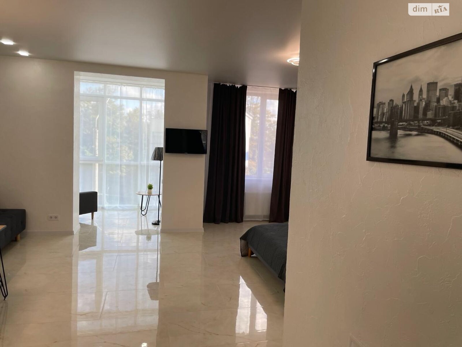 однокімнатна квартира в Одесі, район Великий Фонтан, на дор. Фонтанська 118А/3 в довготривалу оренду помісячно фото 1 однокімнатна квартира в Одесі, район Великий Фонтан, на дор. Фонтанська 118А/3 в довготривалу оренду помісячно фото 1