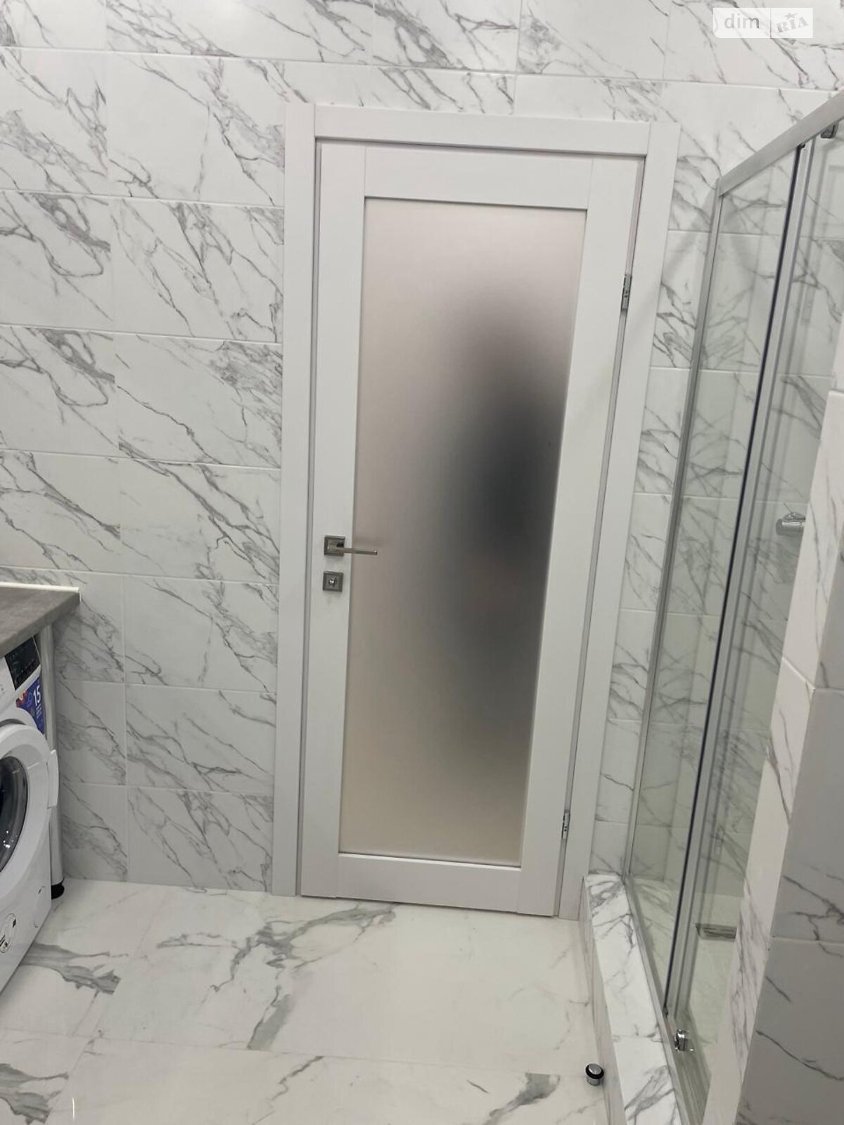 однокімнатна квартира в Одесі, район Великий Фонтан, на дор. Фонтанська 118А/3 в довготривалу оренду помісячно фото 1 однокімнатна квартира в Одесі, район Великий Фонтан, на дор. Фонтанська 118А/3 в довготривалу оренду помісячно фото 1