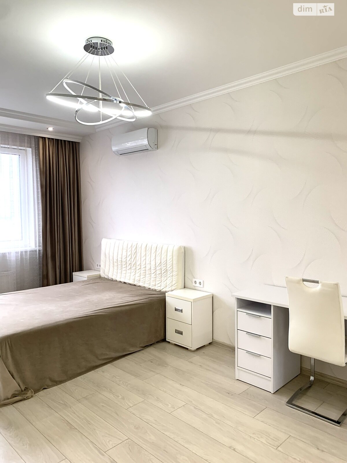 однокомнатная квартира в Одессе, район Большой Фонтан, на дор. Фонтанская 58/1, кв. 86 в аренду на долгий срок помесячно фото 1 однокомнатная квартира в Одессе, район Большой Фонтан, на дор. Фонтанская 58/1, кв. 86 в аренду на долгий срок помесячно фото 1