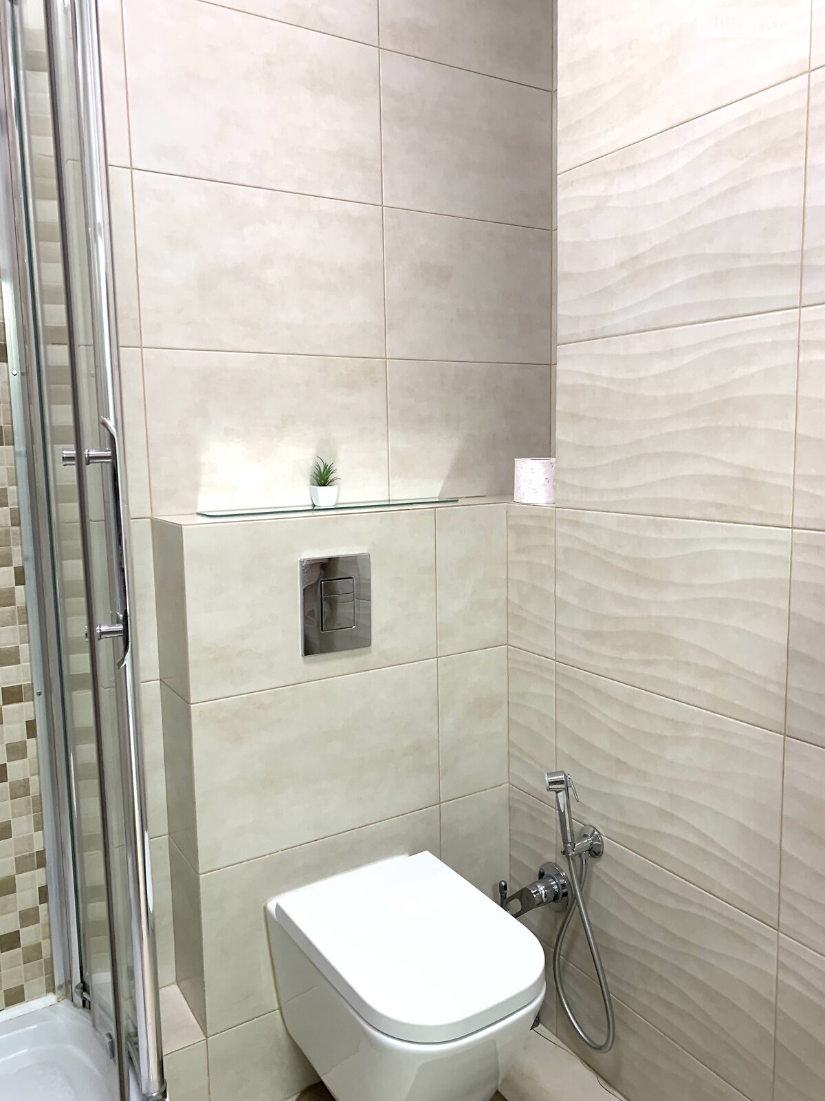 однокомнатная квартира в Одессе, район Большой Фонтан, на дор. Фонтанская 58/1, кв. 86 в аренду на долгий срок помесячно фото 1 однокомнатная квартира в Одессе, район Большой Фонтан, на дор. Фонтанская 58/1, кв. 86 в аренду на долгий срок помесячно фото 1