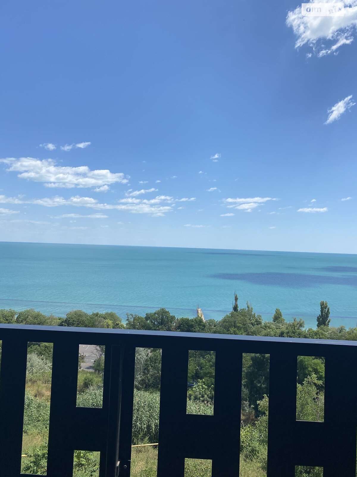 двухкомнатная квартира в Одессе, район Большой Фонтан, на дор. Фонтанская 153А в аренду на долгий срок помесячно фото 1 двухкомнатная квартира в Одессе, район Большой Фонтан, на дор. Фонтанская 153А в аренду на долгий срок помесячно фото 1