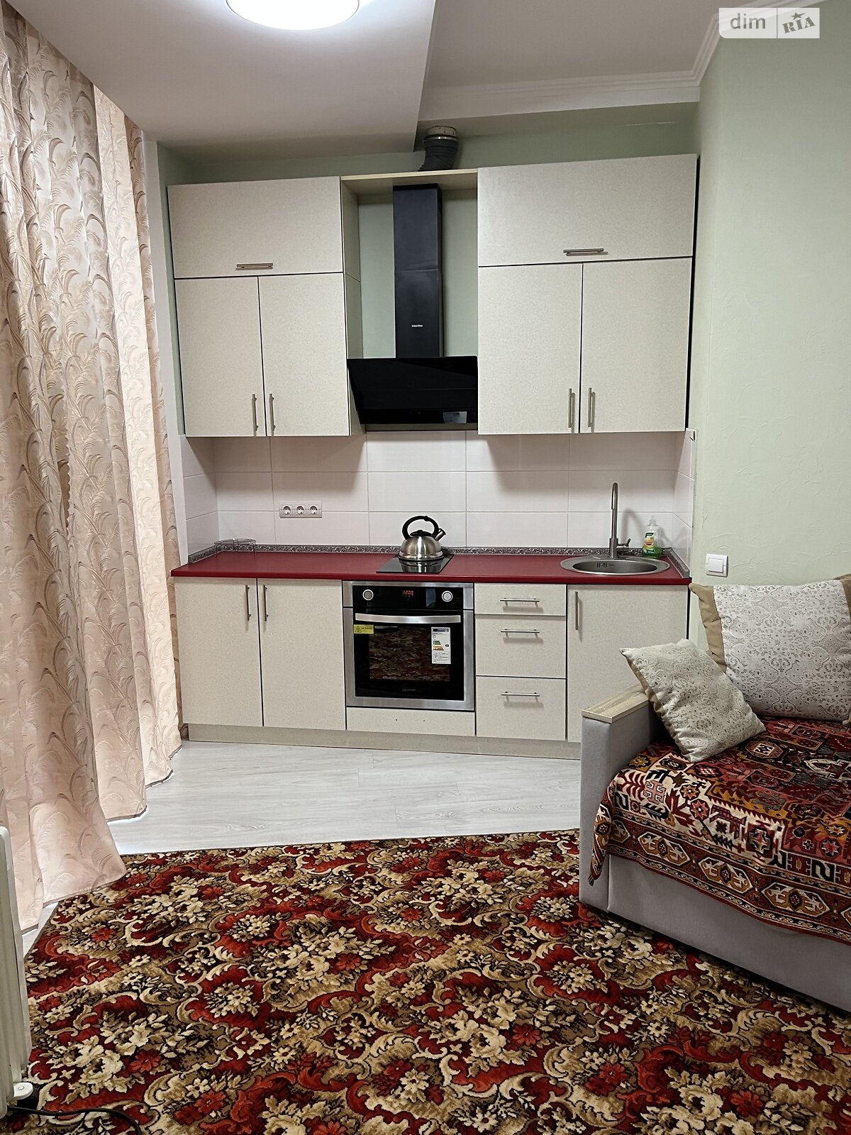 однокомнатная квартира в Одессе, район Большой Фонтан, на дор. Фонтанская 118/2, кв. 38 в аренду на долгий срок помесячно фото 1