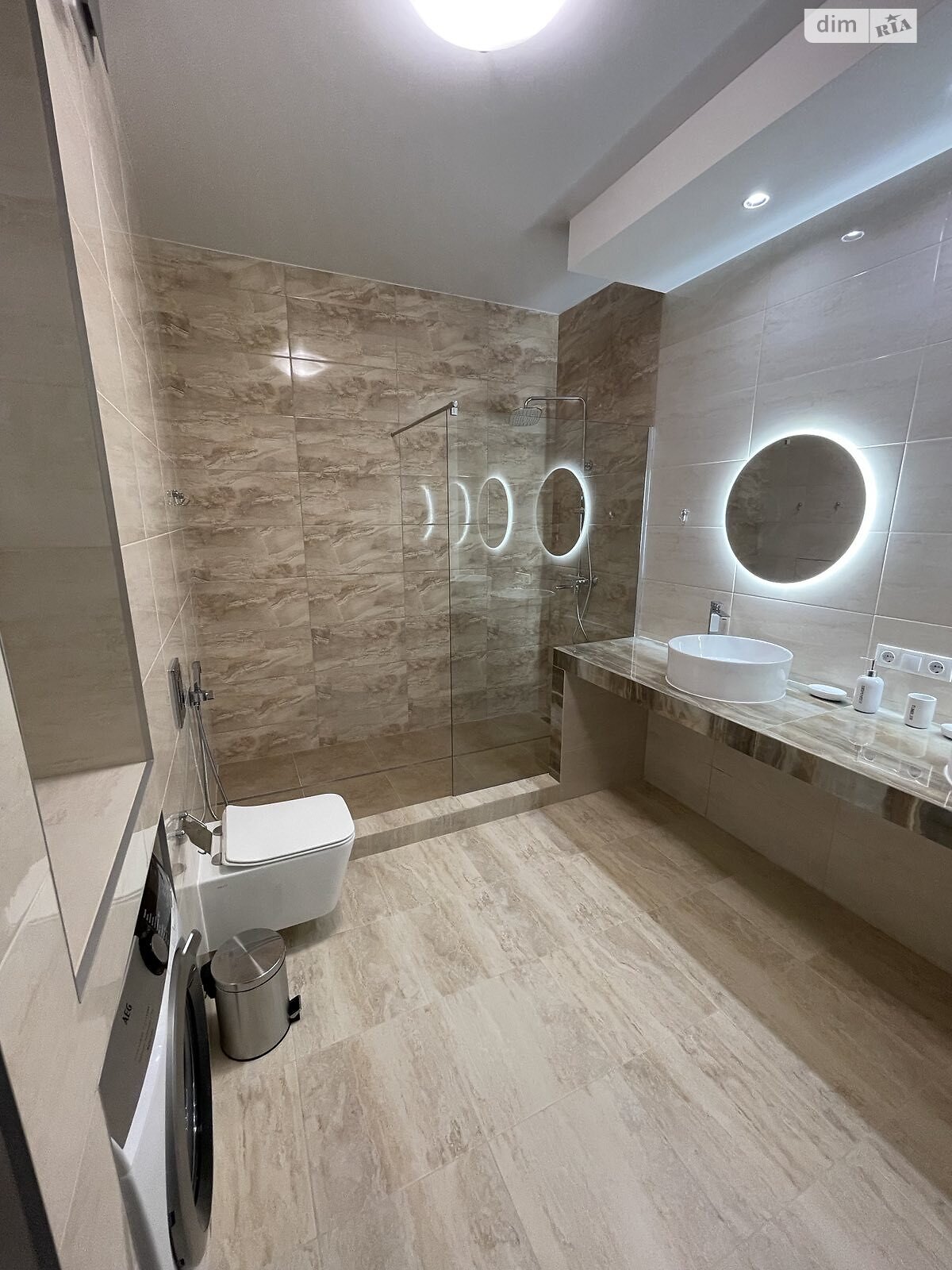 двухкомнатная квартира в Одессе, район Большой Фонтан, на ул. Лигинская 2А в аренду на долгий срок помесячно фото 1