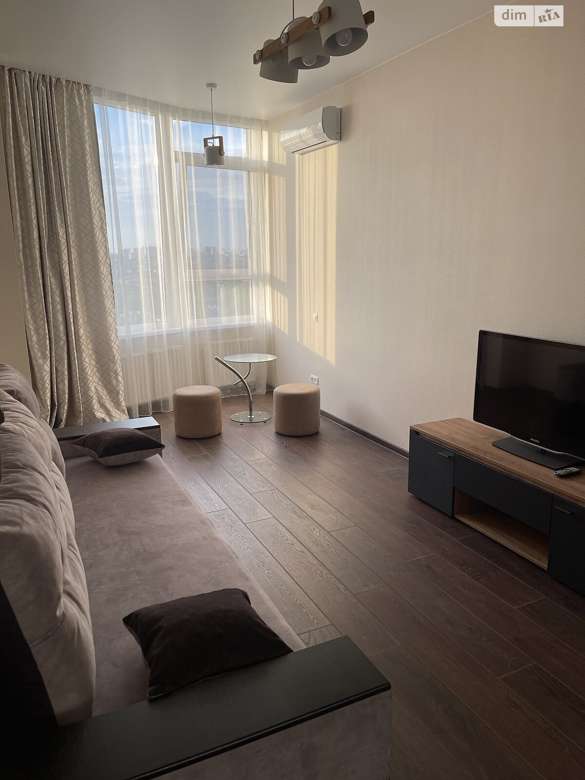 двухкомнатная квартира в Одессе, район Большой Фонтан, на ул. Лигинская 2А в аренду на долгий срок помесячно фото 1