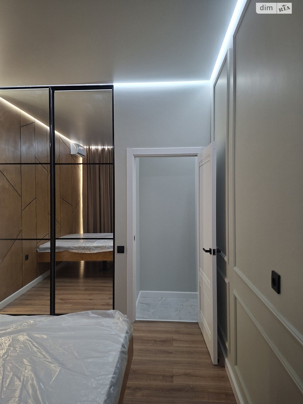 двухкомнатная квартира в Одессе, район Большой Фонтан, на ул. Солнечная 4 в аренду на долгий срок помесячно фото 1