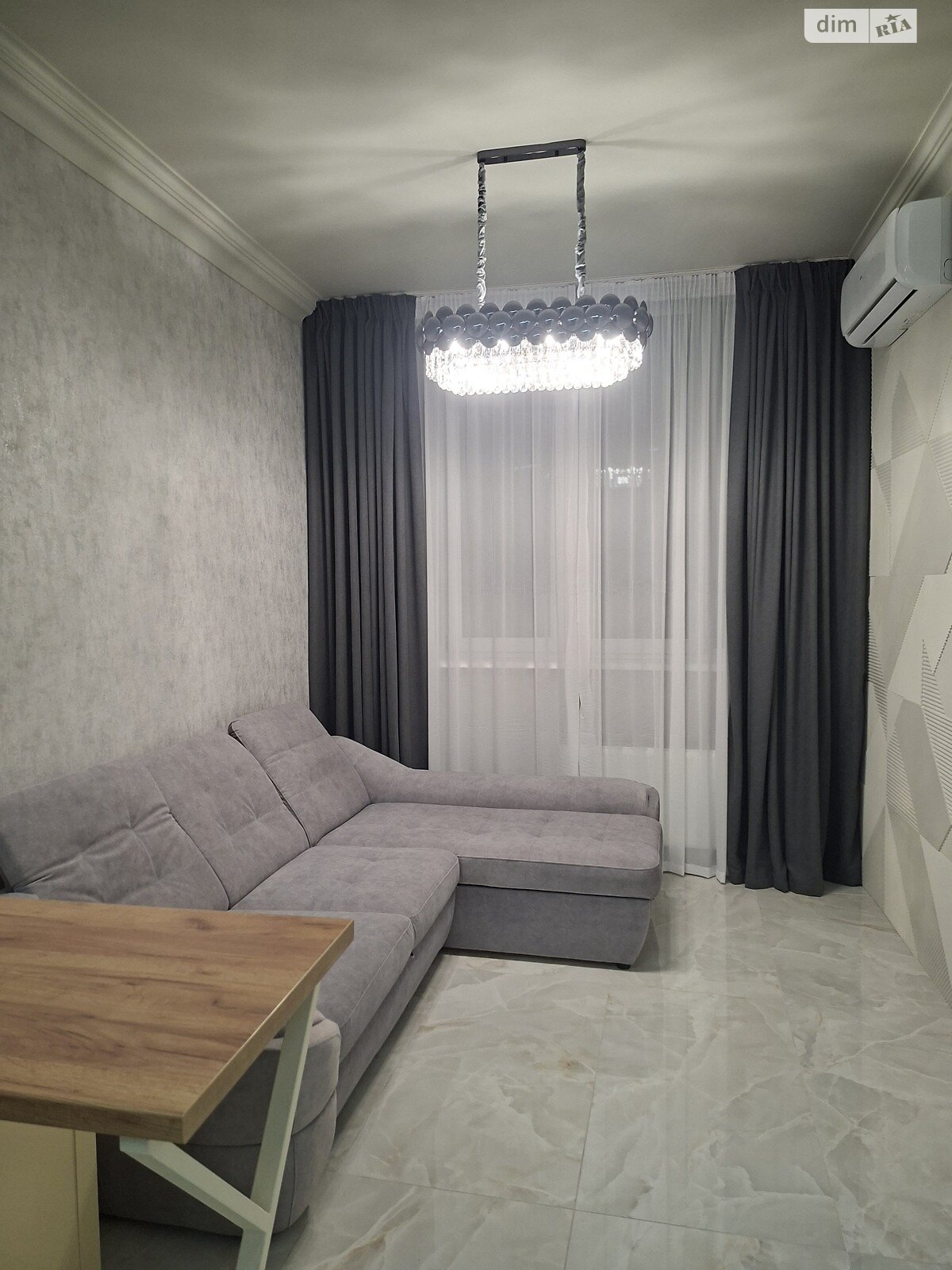 двухкомнатная квартира в Одессе, район Большой Фонтан, на ул. Солнечная 4 в аренду на долгий срок помесячно фото 1