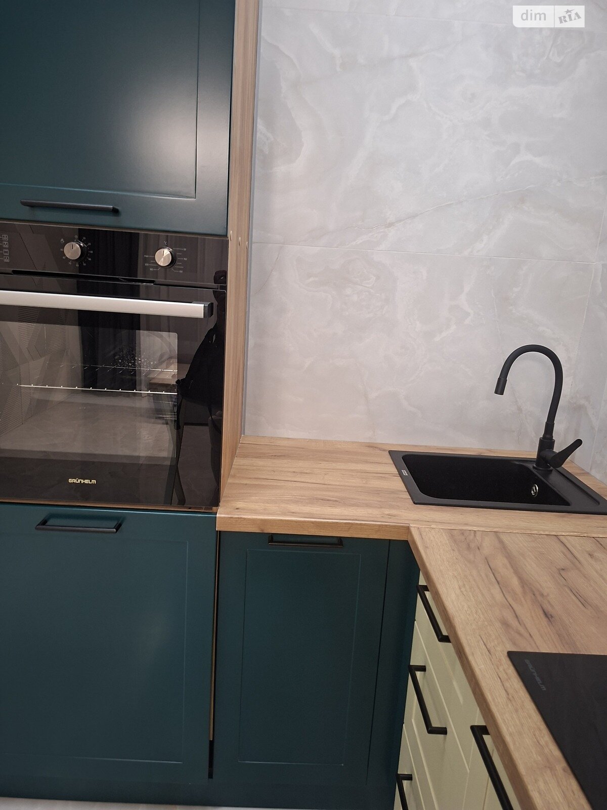 двухкомнатная квартира в Одессе, район Большой Фонтан, на ул. Солнечная 4 в аренду на долгий срок помесячно фото 1