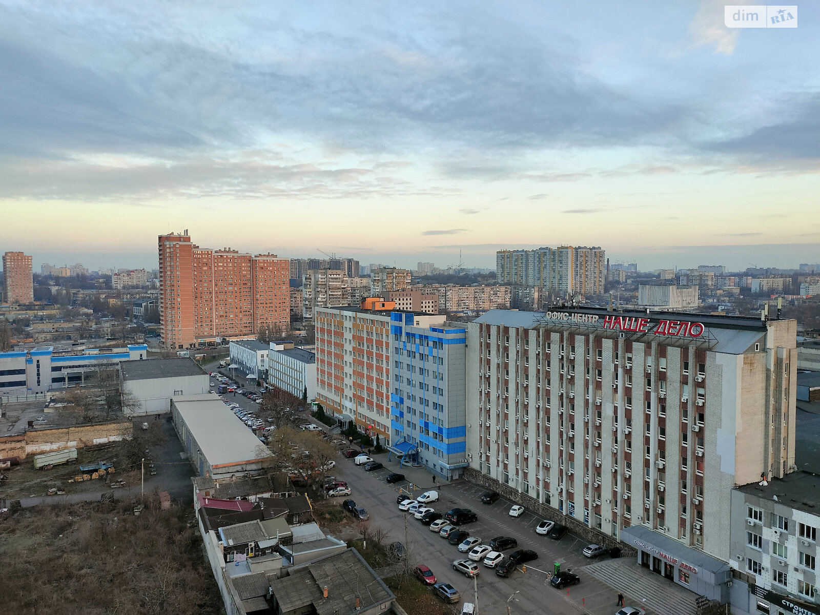 однокомнатная квартира в Одессе, район Хаджибейский, на ул. Бугаевская 44 в аренду на долгий срок помесячно фото 1