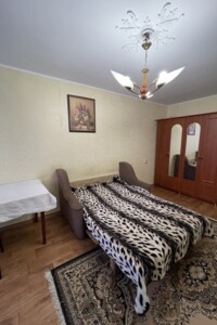 однокомнатная квартира с мебелью в Одессе, район Черемушки, на ул. Академика Филатова 88 в аренду на долгий срок помесячно фото 2