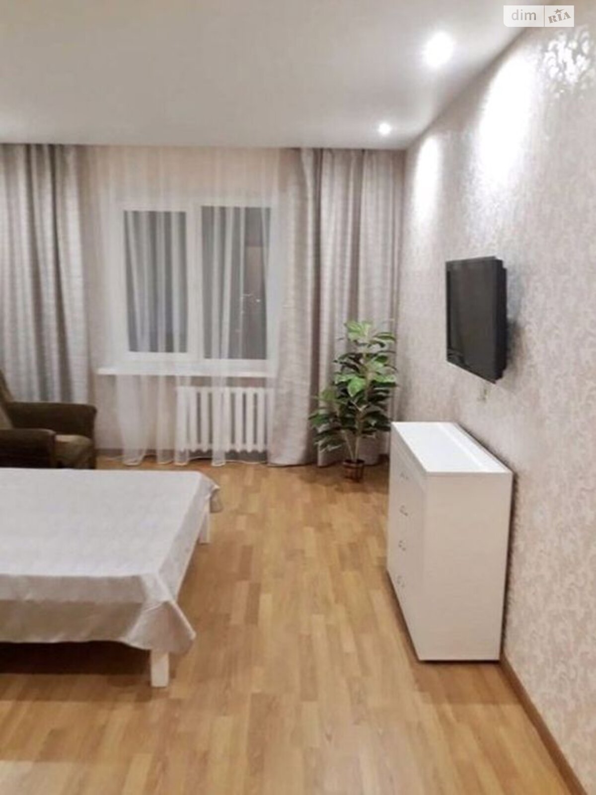 однокімнатна квартира в Одесі, район Черемушки, на вул. Євгена Танцюри 22А в довготривалу оренду помісячно фото 1 однокімнатна квартира в Одесі, район Черемушки, на вул. Євгена Танцюри 22А в довготривалу оренду помісячно фото 1