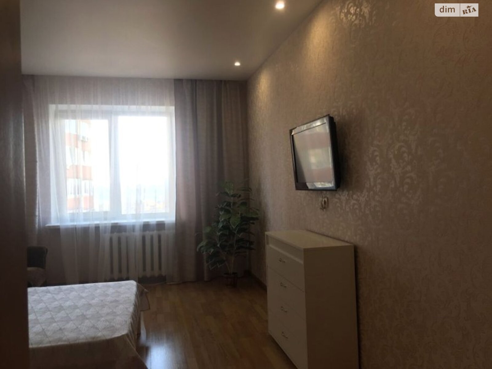 однокімнатна квартира в Одесі, район Черемушки, на вул. Євгена Танцюри 22А в довготривалу оренду помісячно фото 1 однокімнатна квартира в Одесі, район Черемушки, на вул. Євгена Танцюри 22А в довготривалу оренду помісячно фото 1
