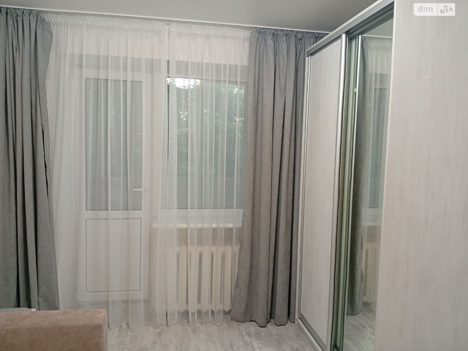 чотирикімнатна квартира в Одесі, район Черемушки, на вул. Євгена Танцюри 61 в довготривалу оренду помісячно фото 1 чотирикімнатна квартира в Одесі, район Черемушки, на вул. Євгена Танцюри 61 в довготривалу оренду помісячно фото 1