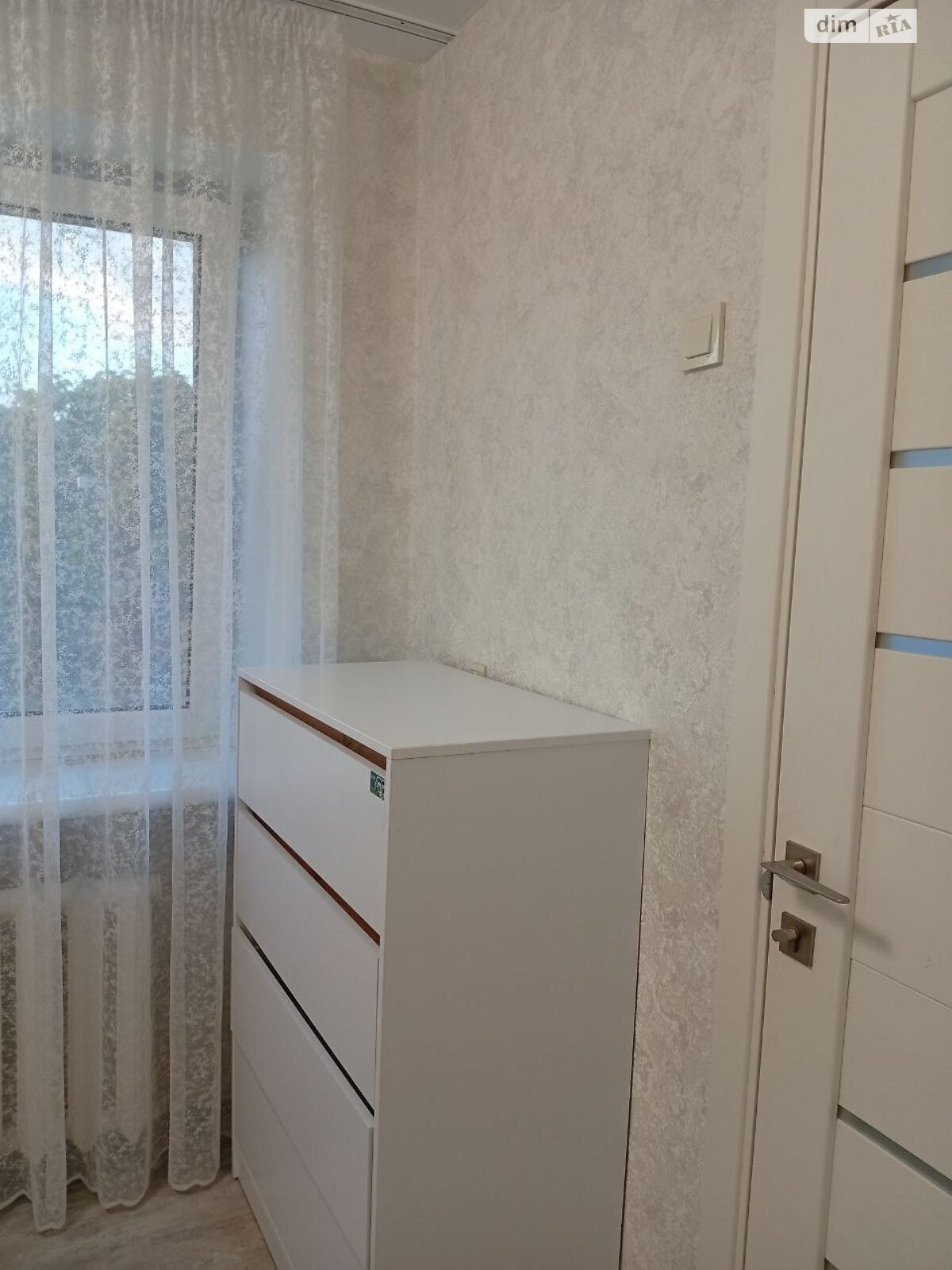 чотирикімнатна квартира в Одесі, район Черемушки, на вул. Євгена Танцюри 61 в довготривалу оренду помісячно фото 1 чотирикімнатна квартира в Одесі, район Черемушки, на вул. Євгена Танцюри 61 в довготривалу оренду помісячно фото 1